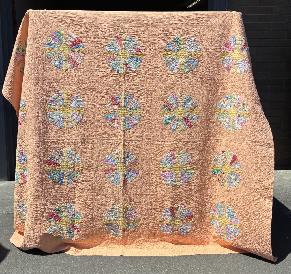 Huge Antique Dresden Plate Hand Quilted 1930’s Orange Peach Color Quilt 80”x96” Huge Antique Dresden Plate Hand Quilted 1930’s Orange Peach Color Quilt 80”x96”