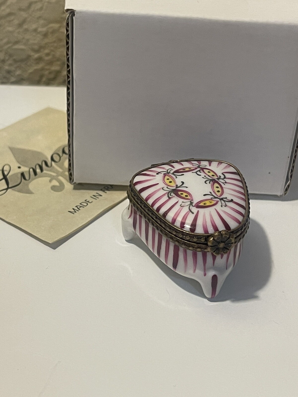 New Peint Main Limoges Box New Peint Main Limoges Box