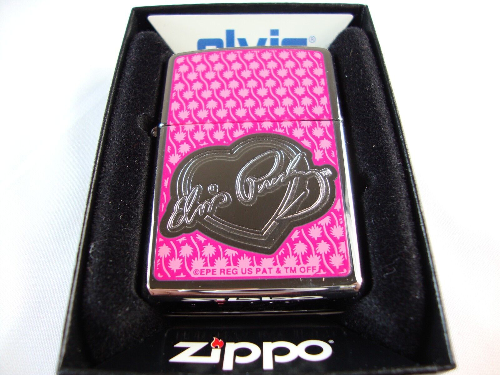 Rare Collectable Zippo Elvis Pink Heart Model 2010 New In Box