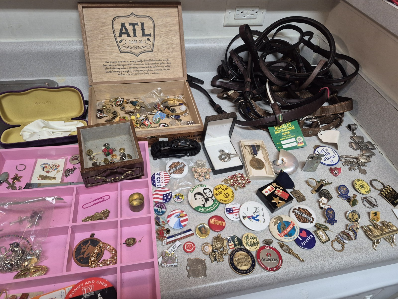 Huge Vintage Junk Drawer Lot Collectibles Box Resellers Bulk Wholesale Treasures Huge Vintage Junk Drawer Lot Collectibles Box Resellers Bulk Wholesale Treasures