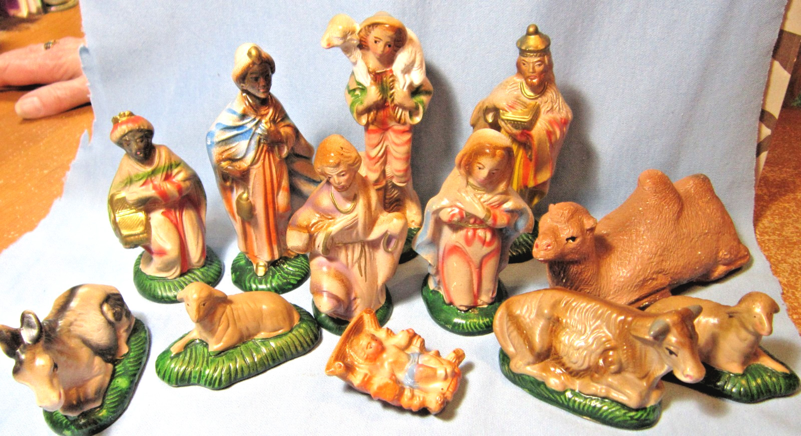 Vintage 12 pc. Chalkware CHRISTMAS NATIVITY Figures & Animals ~ Amazing DETAIL