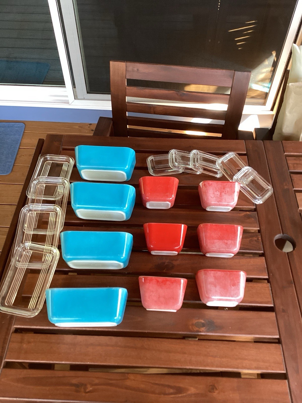 Vintage 10-pc Pyrex set: 501 and 502 Vintage 10-pc Pyrex set: 501 and 502