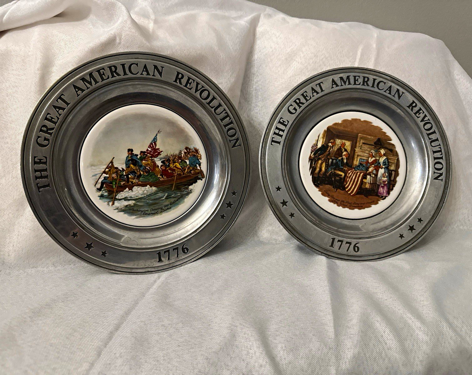 Lot of 2 Vtg 1975 Great American Revolution 1776 Pewter Plates Canton Ohio 10.5" Lot of 2 Vtg 1975 Great American Revolution 1776 Pewter Plates Canton Ohio 10.5"