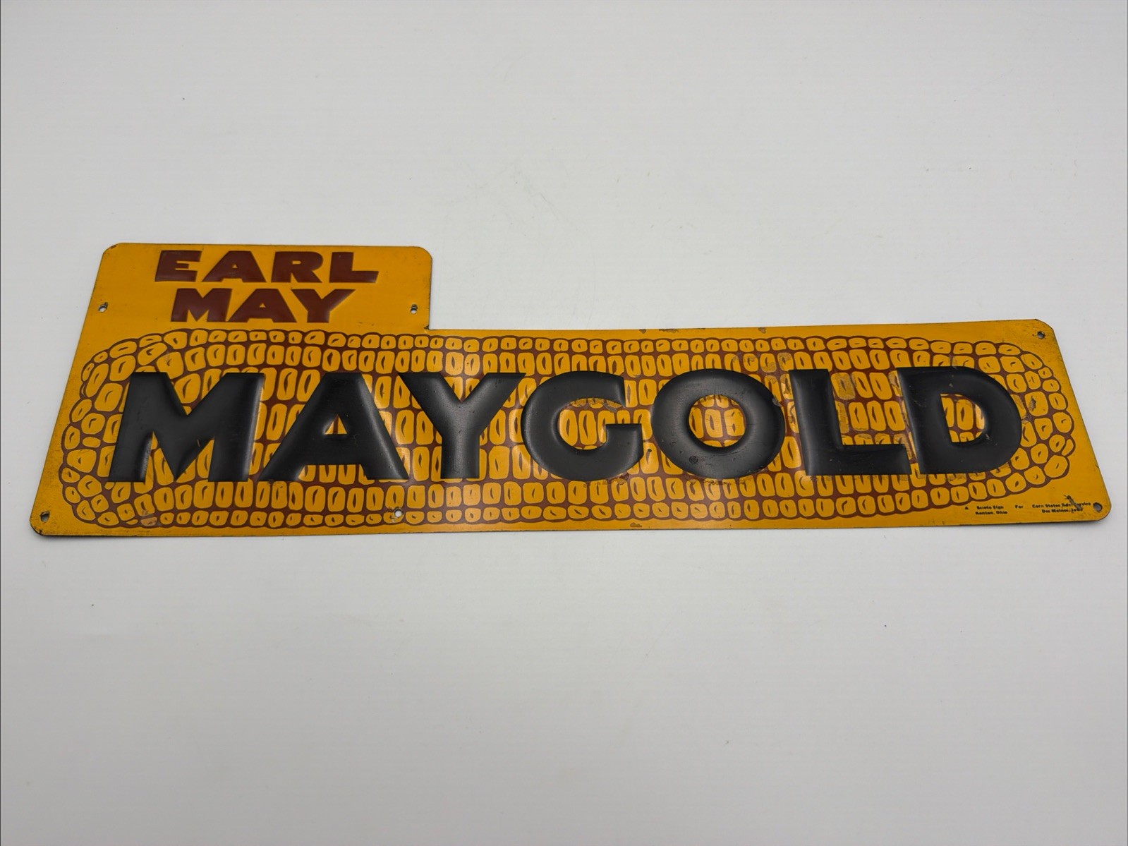 ANTIQUE NOS EARL MAY MAYGOLD HYBRID SEED CORN TIN LITHO SIGN FARM SHENANDOAH IA ANTIQUE NOS EARL MAY MAYGOLD HYBRID SEED CORN TIN LITHO SIGN FARM SHENANDOAH IA