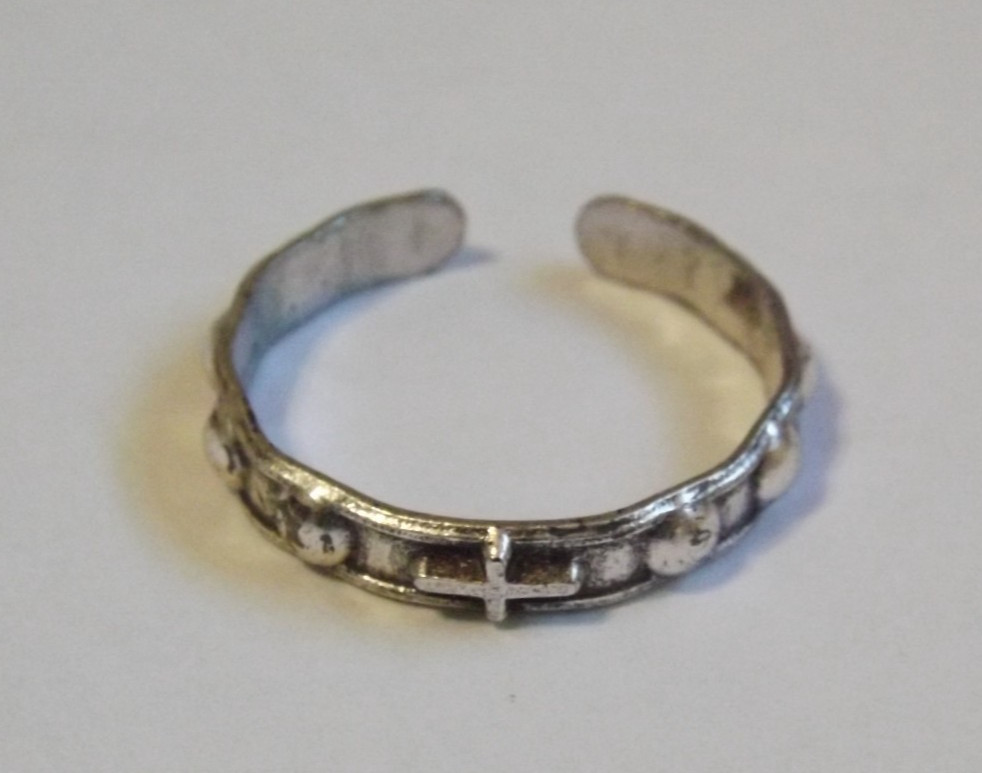 Vtg 1960's new old stock pocket rosary band ring adjustable 7.5 religious cross Vtg 1960's new old stock pocket rosary band ring adjustable 7.5 religious cross