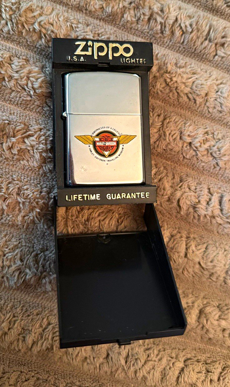 Harley-Davidson Zippo Lighter in Case/Box Harley-Davidson Zippo Lighter in Case/Box