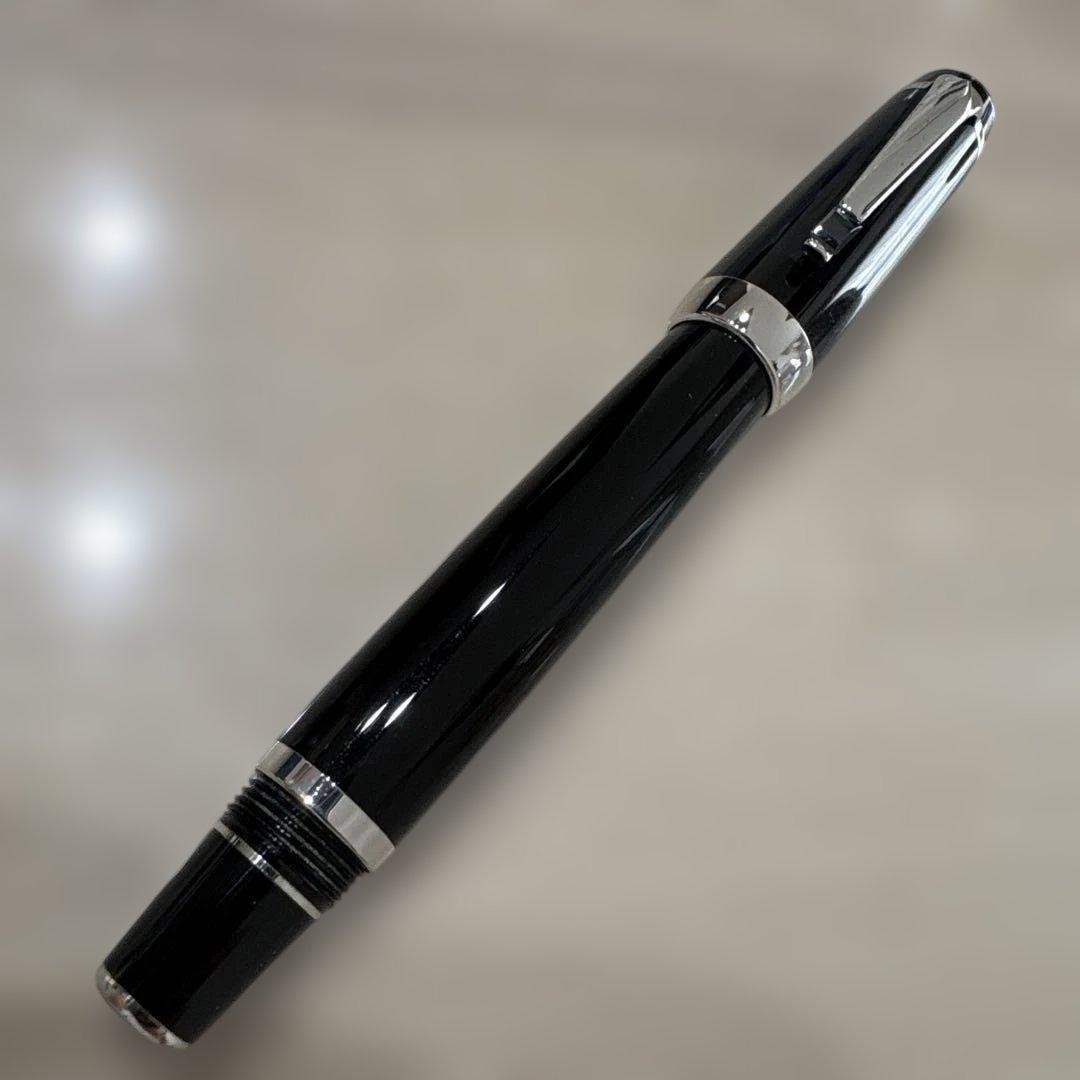 Excellent MONTBLANC Boheme Ballpoint Pen Excellent MONTBLANC Boheme Ballpoint Pen