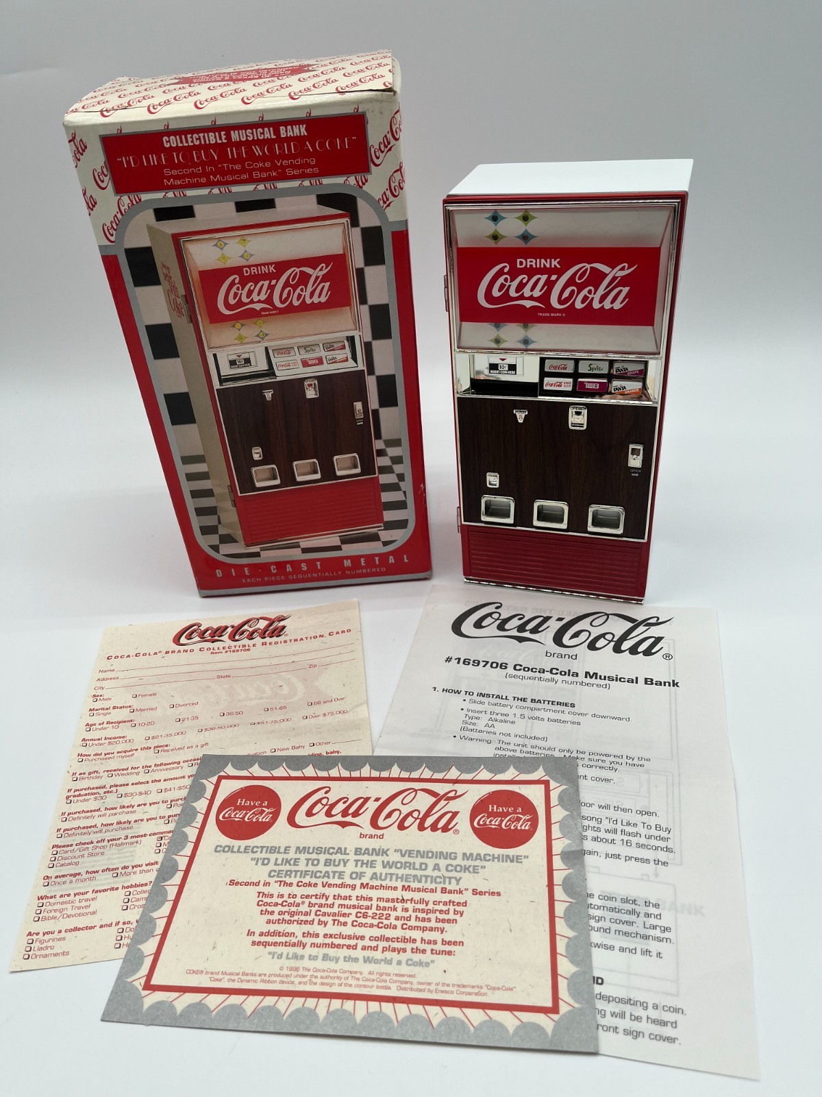 1996 Coca-Cola Die-Cast Metal Vending Machine Musical Bank Tested and works MINT