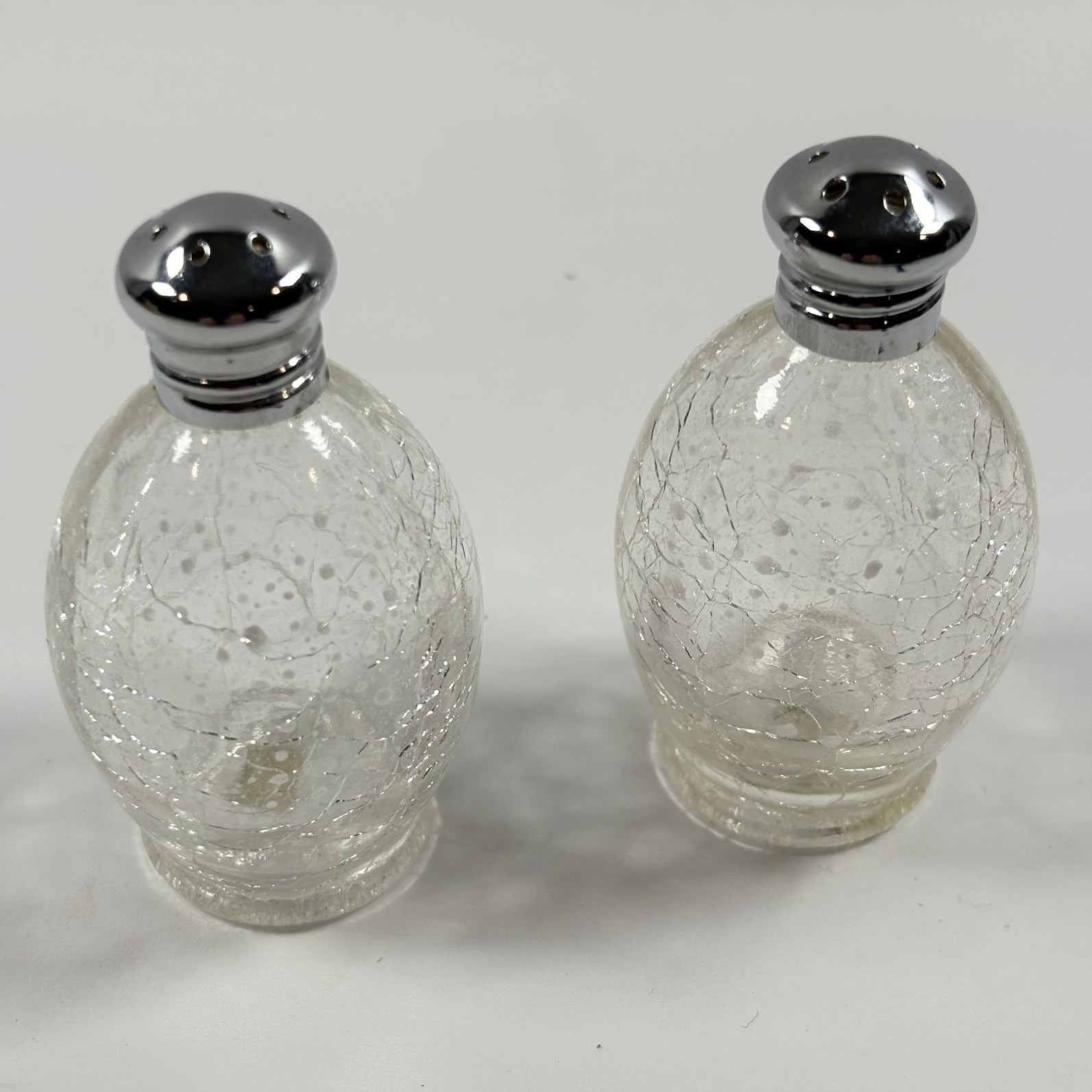 Vintage Crackle Glass Salt & Pepper Shakers w/silver tone tops set of two Vintage Crackle Glass Salt & Pepper Shakers w/silver tone tops set of two