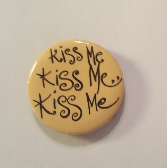 THE CURE Kiss Me Kiss Me Kiss Me Pinback Button 1\