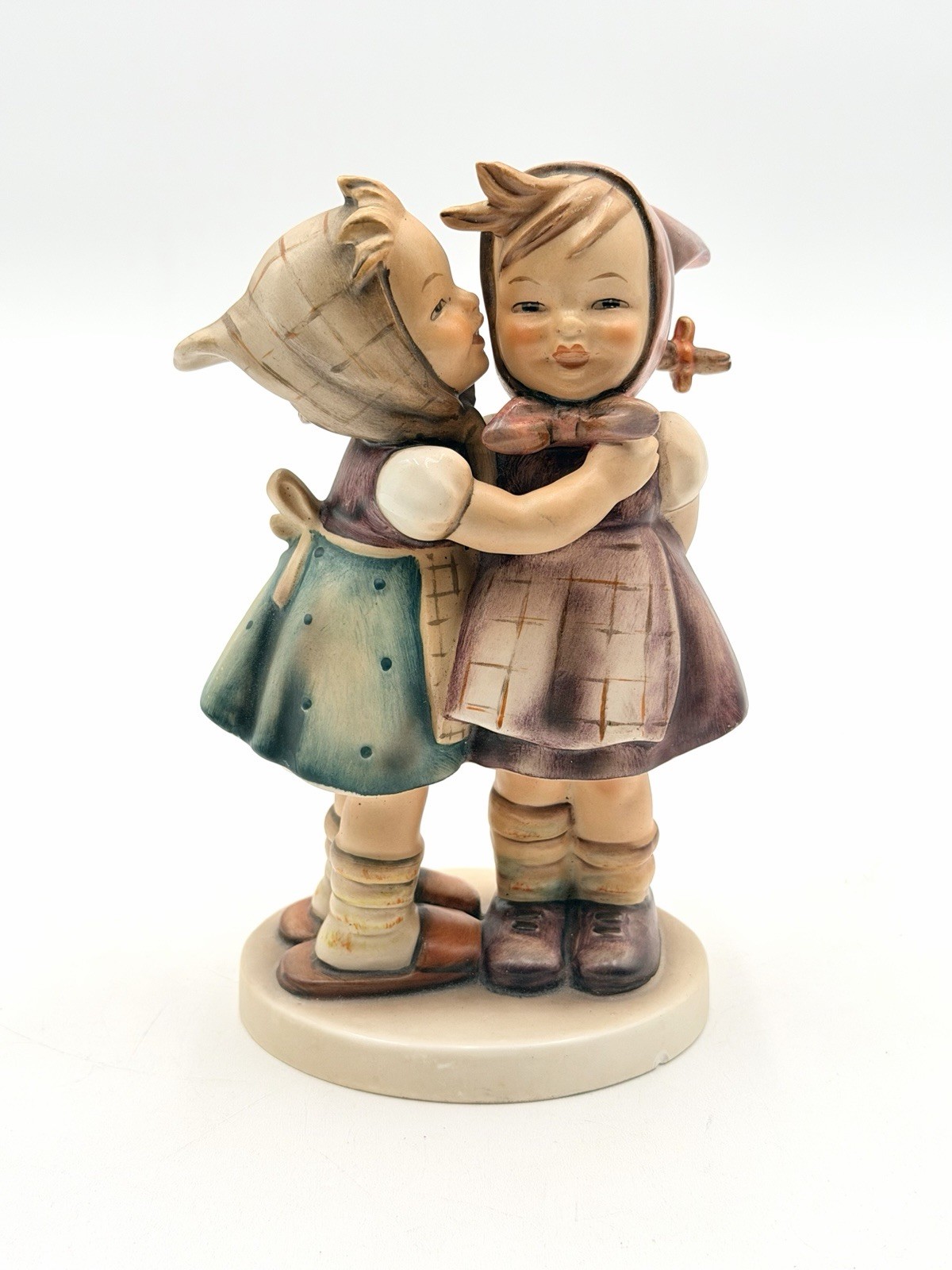 Vintage Goebel Hummel Telling Her Secret Figurine 196/1 TMK W Germany 1948 READ Vintage Goebel Hummel Telling Her Secret Figurine 196/1 TMK W Germany 1948 READ