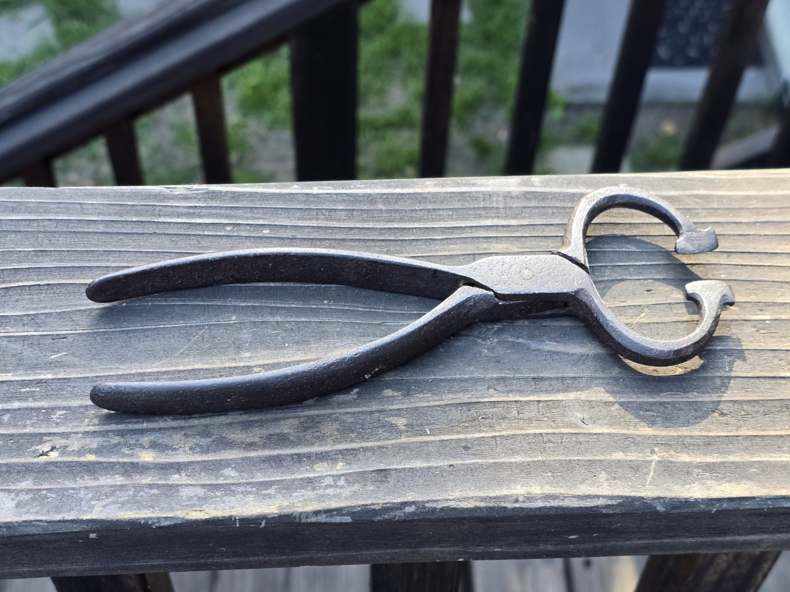 Antique Early Victorian Iron Tongs Sugar Loaf Cutters Nippers Snips 8" Antique Early Victorian Iron Tongs Sugar Loaf Cutters Nippers Snips 8"