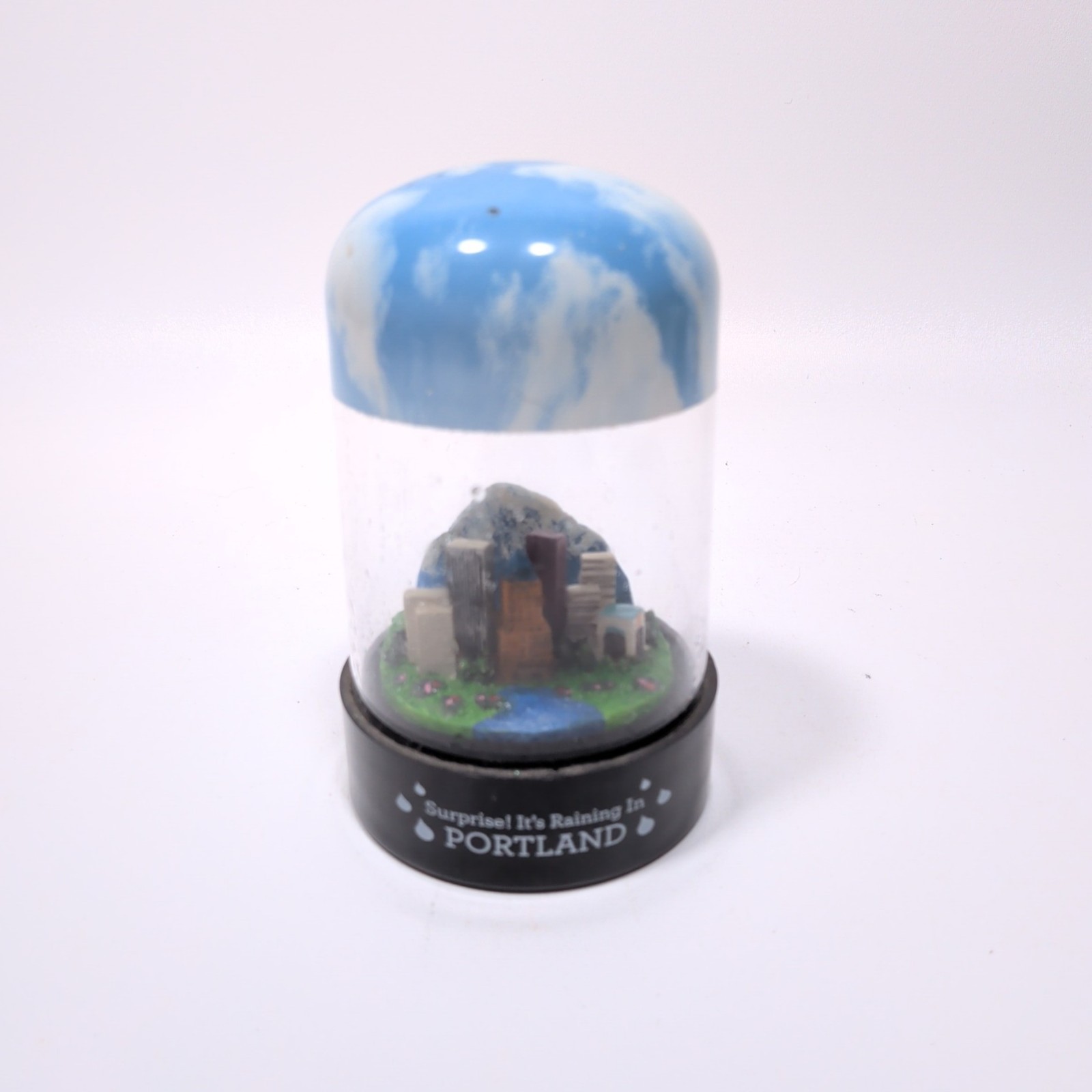 Rainglobes Surprise it's Raining In Portland Souvenir Rain Globes Globe Oregon