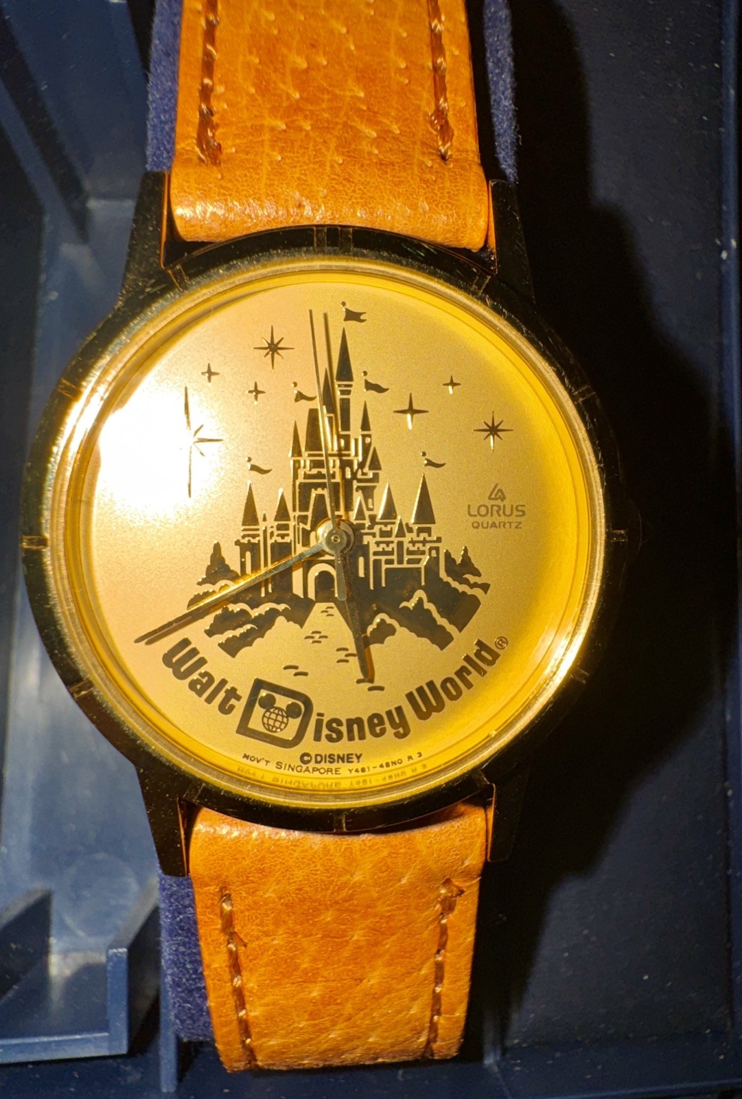 Rare NIB Vintage Disney X Lorus Gold-Tone Cinderella’s Castle Ladies Watch Rare NIB Vintage Disney X Lorus Gold-Tone Cinderella’s Castle Ladies Watch