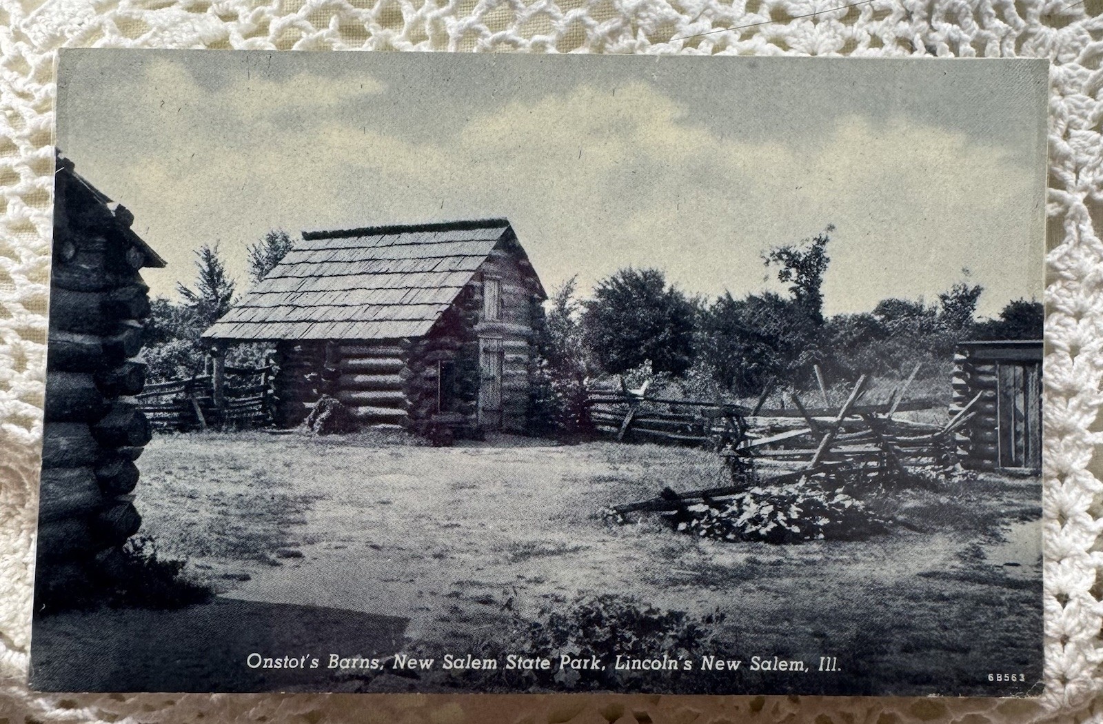 1946 Lincoln’s New Salem Illinois Onstot’s Barns Photo Postcard Unused