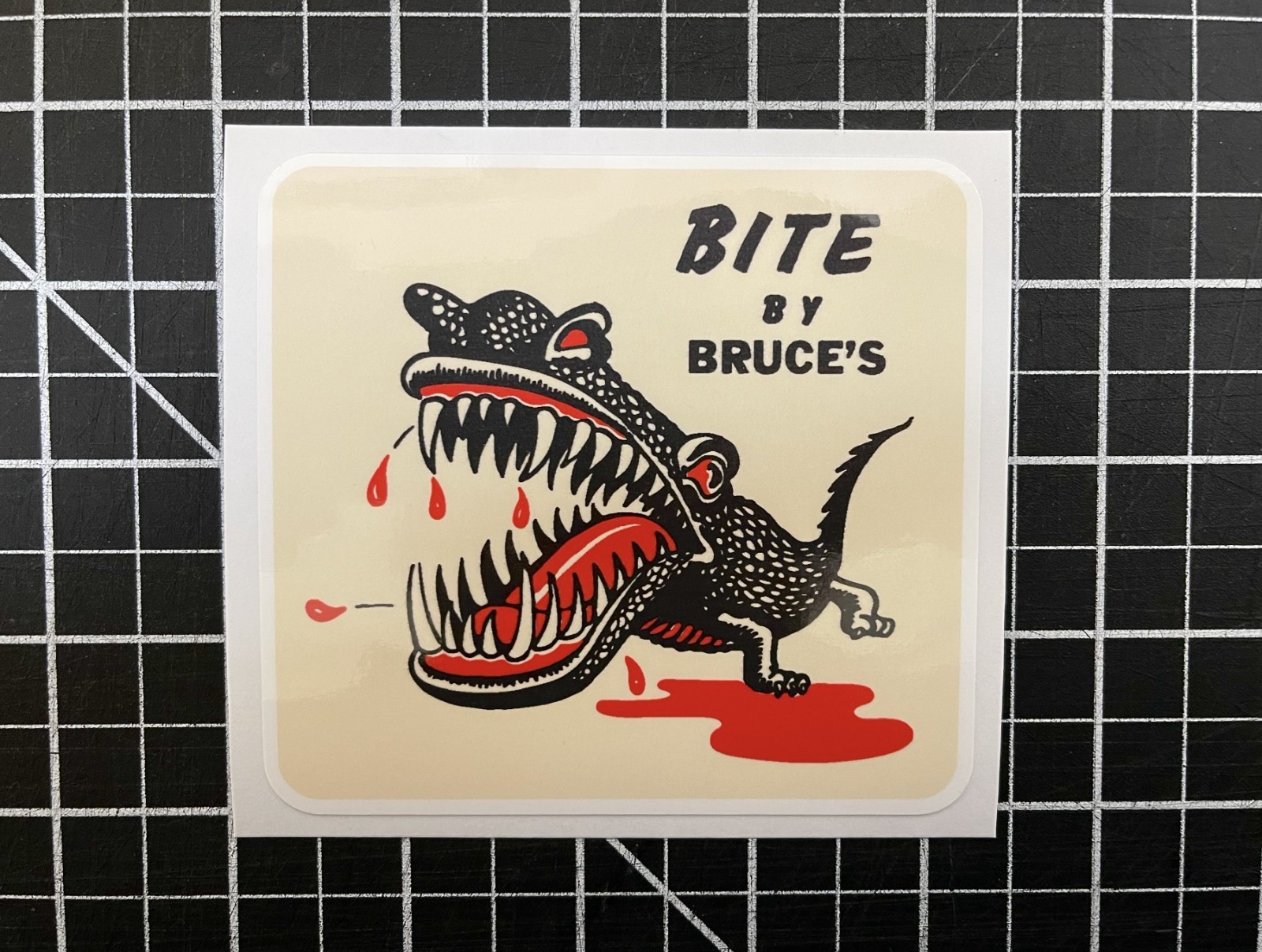 NEW VINTAGE 1957 "BITE BY BRUCE'S" RACING TIRES OAKLAND CA DECAL STICKER NHRA