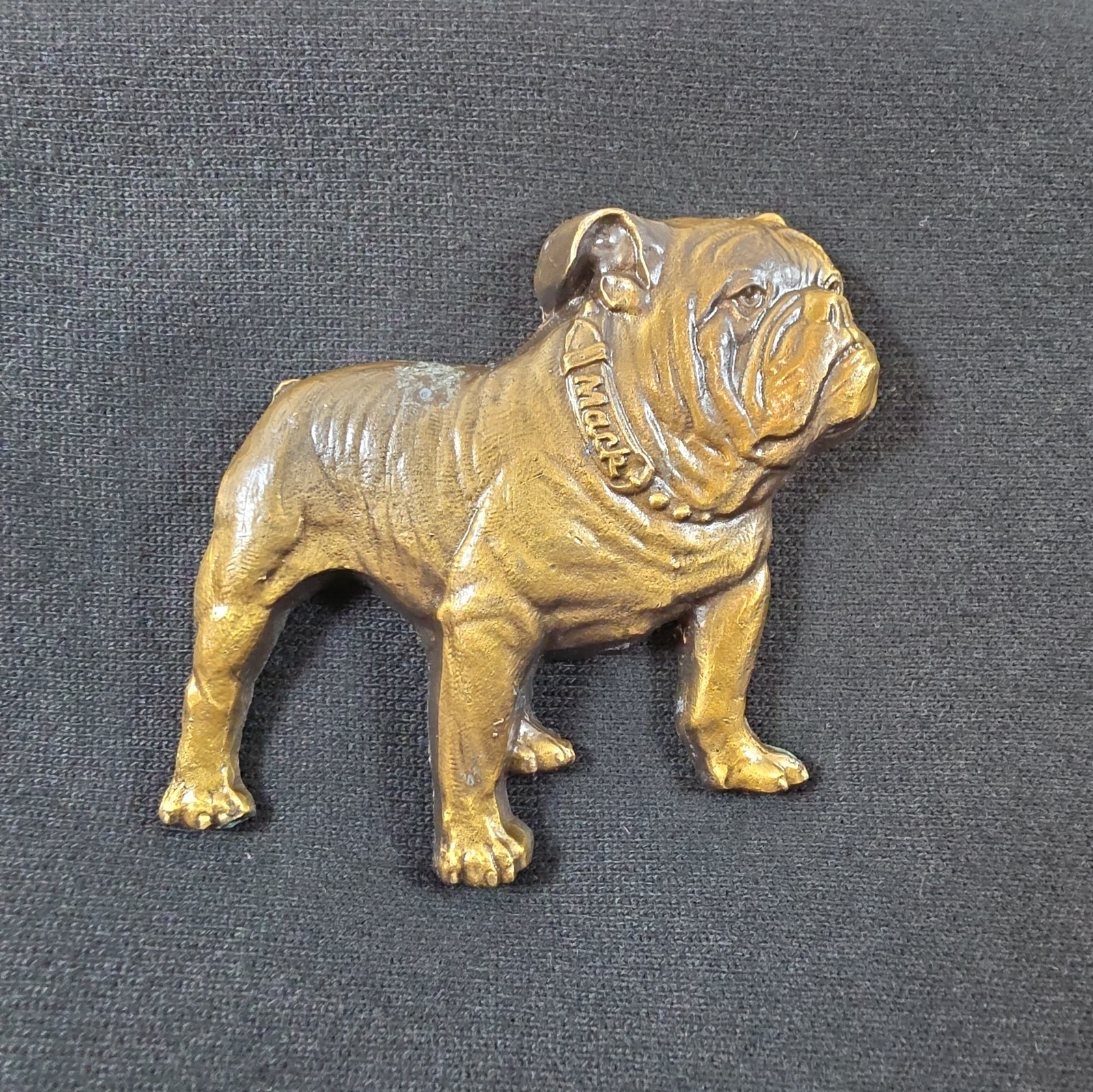 VINTAGE MACK Truck Bulldog Paperweight. very nice VINTAGE MACK Truck Bulldog Paperweight. very nice