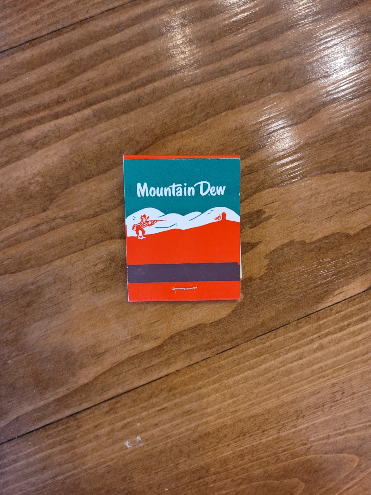 1960's, Mountain Dew, "Un-Used" Matchbook (Scarce / Vintage)