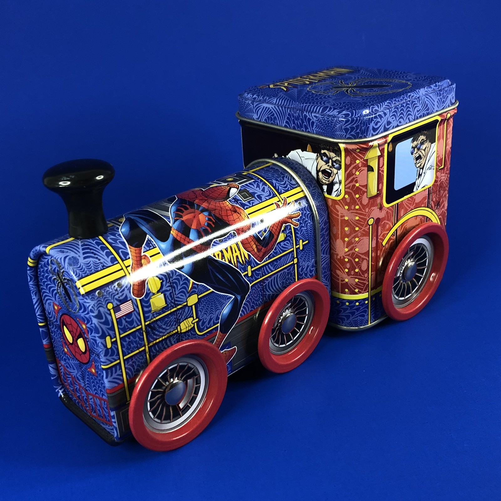 2001 Marvel | (SPIDER-MAN & Doc Ock) 4x7” TRAIN Tin Box Company Figure Comic Toy 2001 Marvel | (SPIDER-MAN & Doc Ock) 4x7” TRAIN Tin Box Company Figure Comic Toy