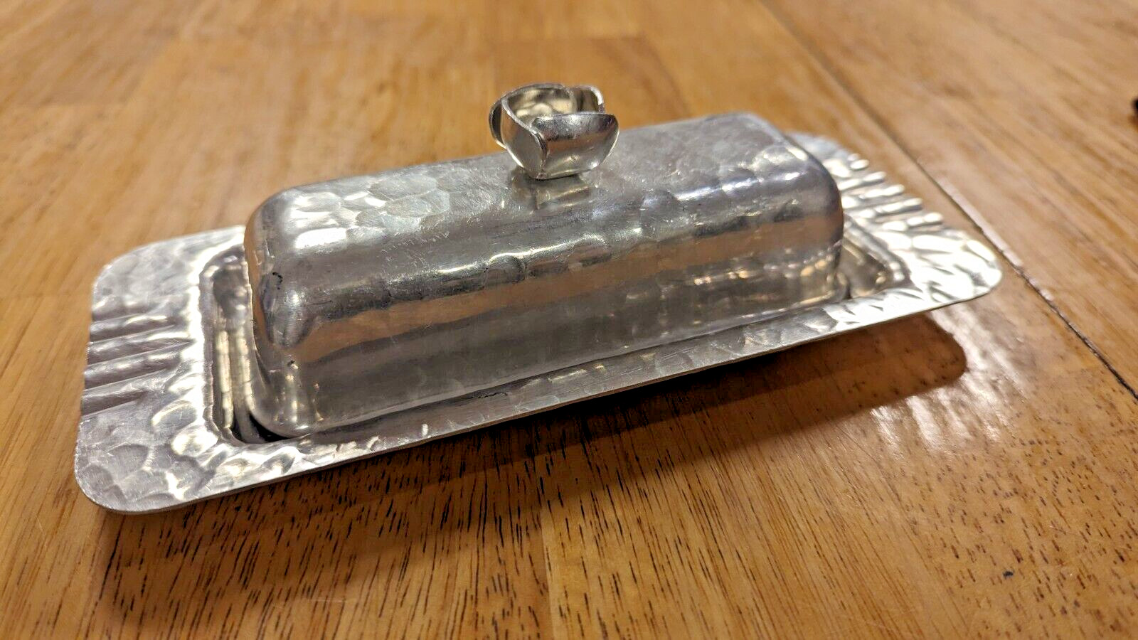 Vintage Hammered Aluminum Covered Butter Dish retro Mid Century Mod rose finial