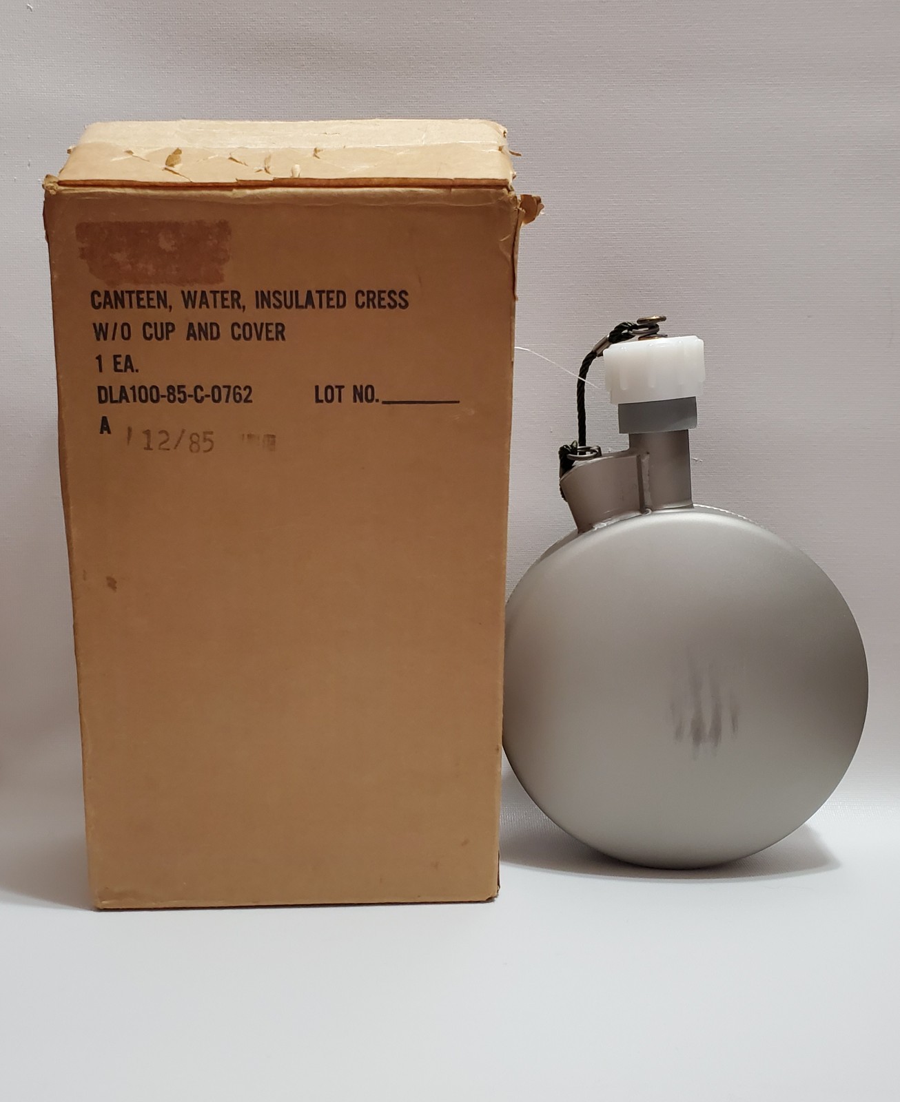 Vintage Thick Aluminum, Metal Canteen, Unused, Open Box Vintage Thick Aluminum, Metal Canteen, Unused, Open Box
