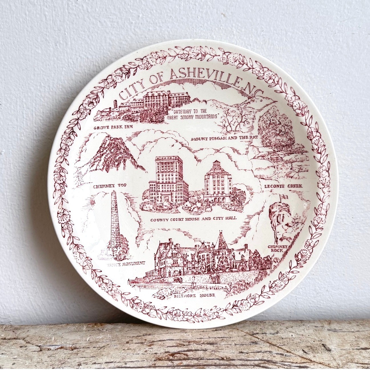 Vintage Vernon Kilns Asheville NC Souvenir Plate Biltmore Smoky Mountains CSGE Vintage Vernon Kilns Asheville NC Souvenir Plate Biltmore Smoky Mountains CSGE