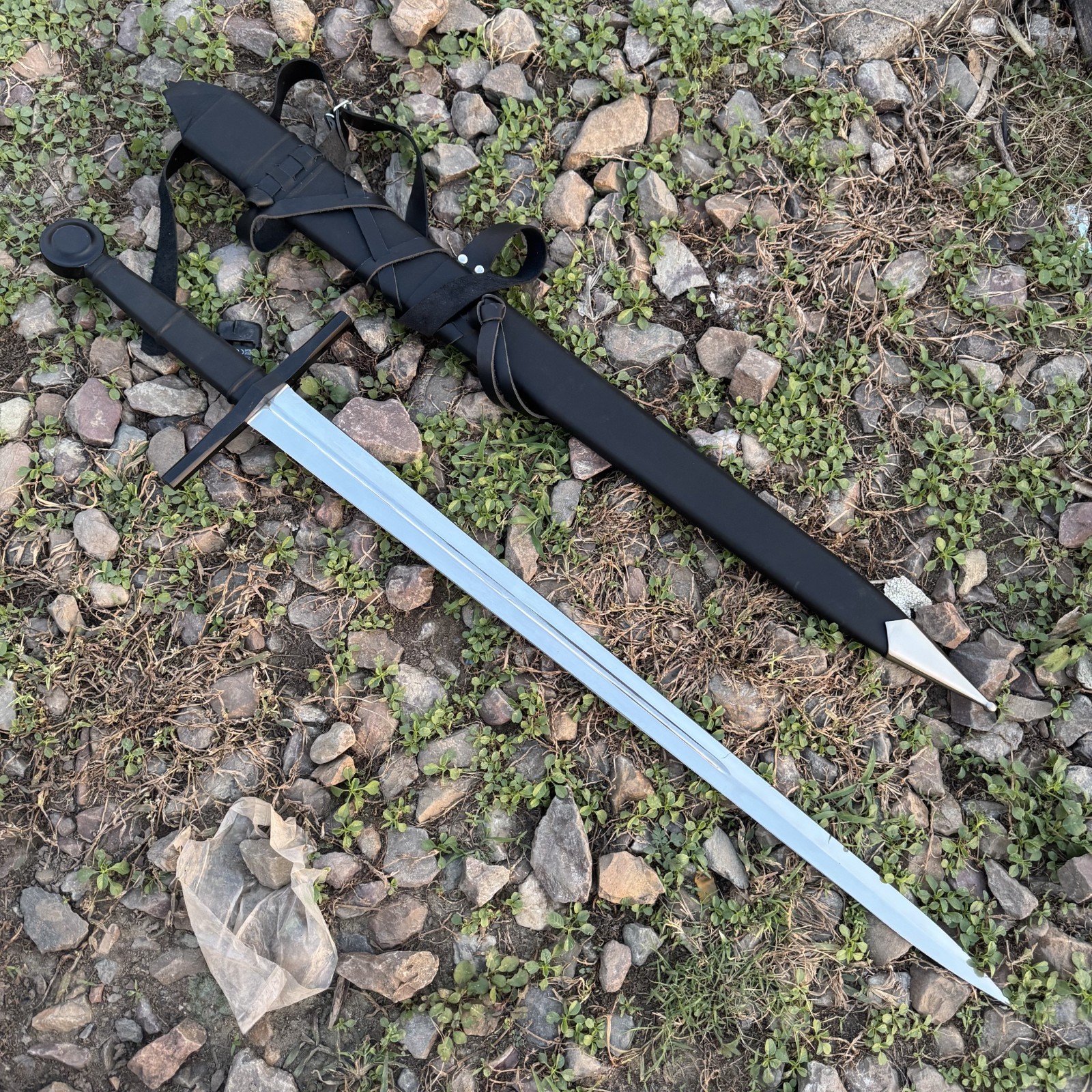Handmade Black Handle sword-32'' Overall With Wooden Scabbard Handmade Black Handle sword-32'' Overall With Wooden Scabbard