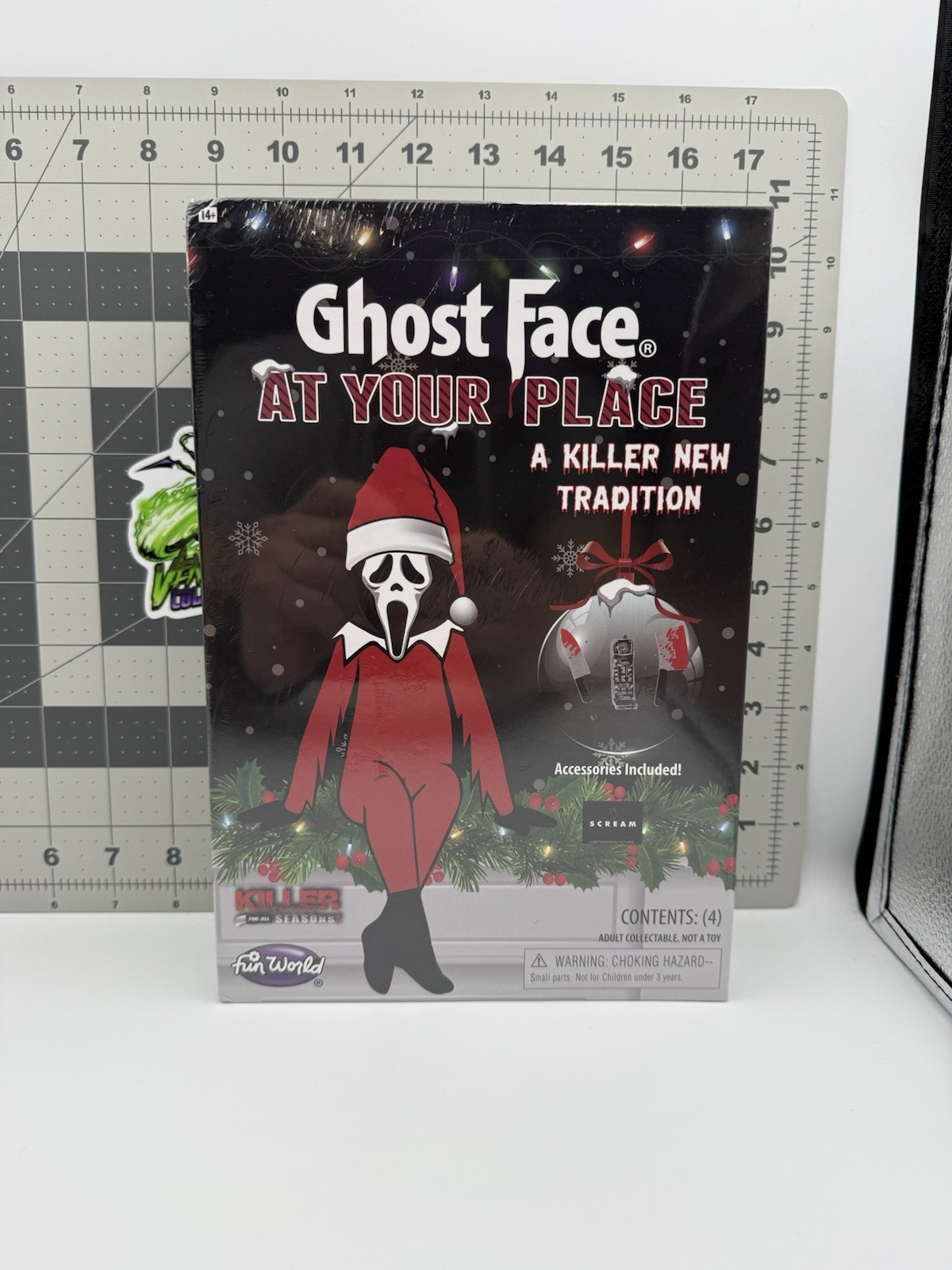 Scream Ghostface At Your Place Spirit Christmas Fun world Rare. Scream Ghostface At Your Place Spirit Christmas Fun world Rare.