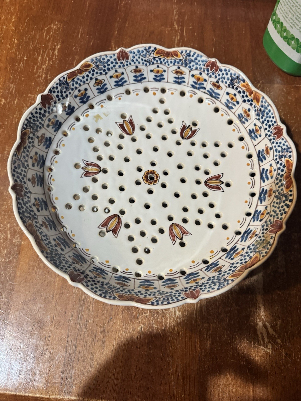Vintage Royal Tichelaar Makkum Hand Painted Polychrome Berry Strainer Undertray Vintage Royal Tichelaar Makkum Hand Painted Polychrome Berry Strainer Undertray