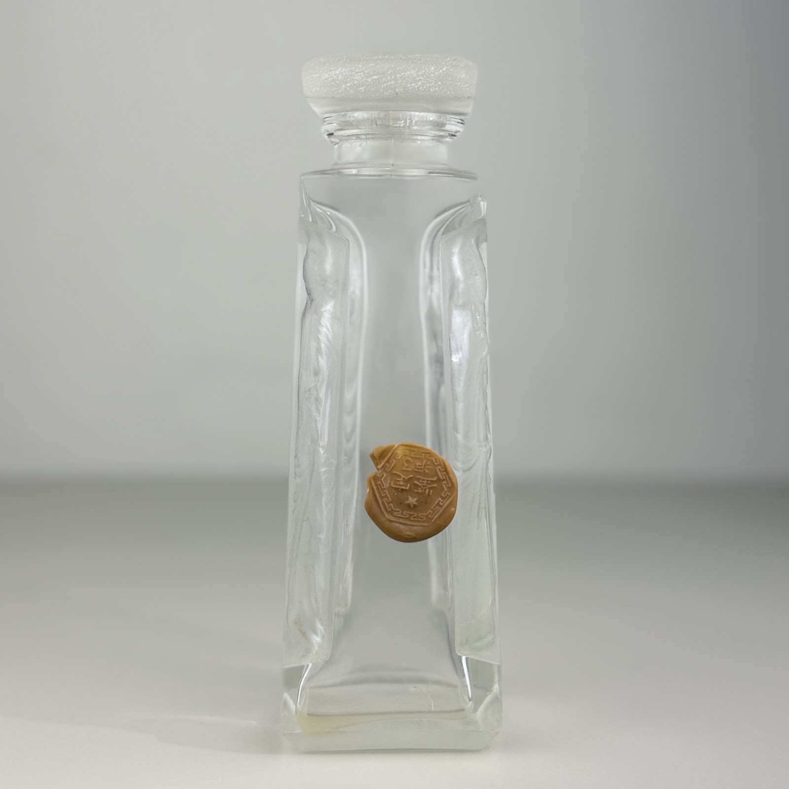Authentic Antique René Lalique Perfume Bottle – Model “D’ORSAY”, c.1911–1925 Authentic Antique René Lalique Perfume Bottle – Model “D’ORSAY”, c.1911–1925