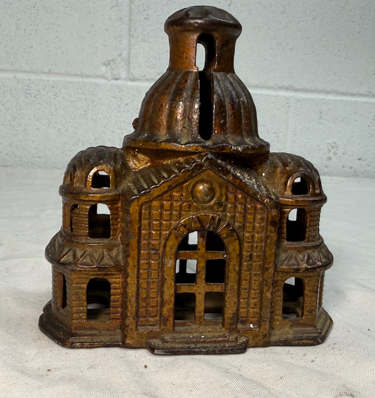 Antique A. C. Williams Domed Mosque Palace Still Coin Bank Original Paint