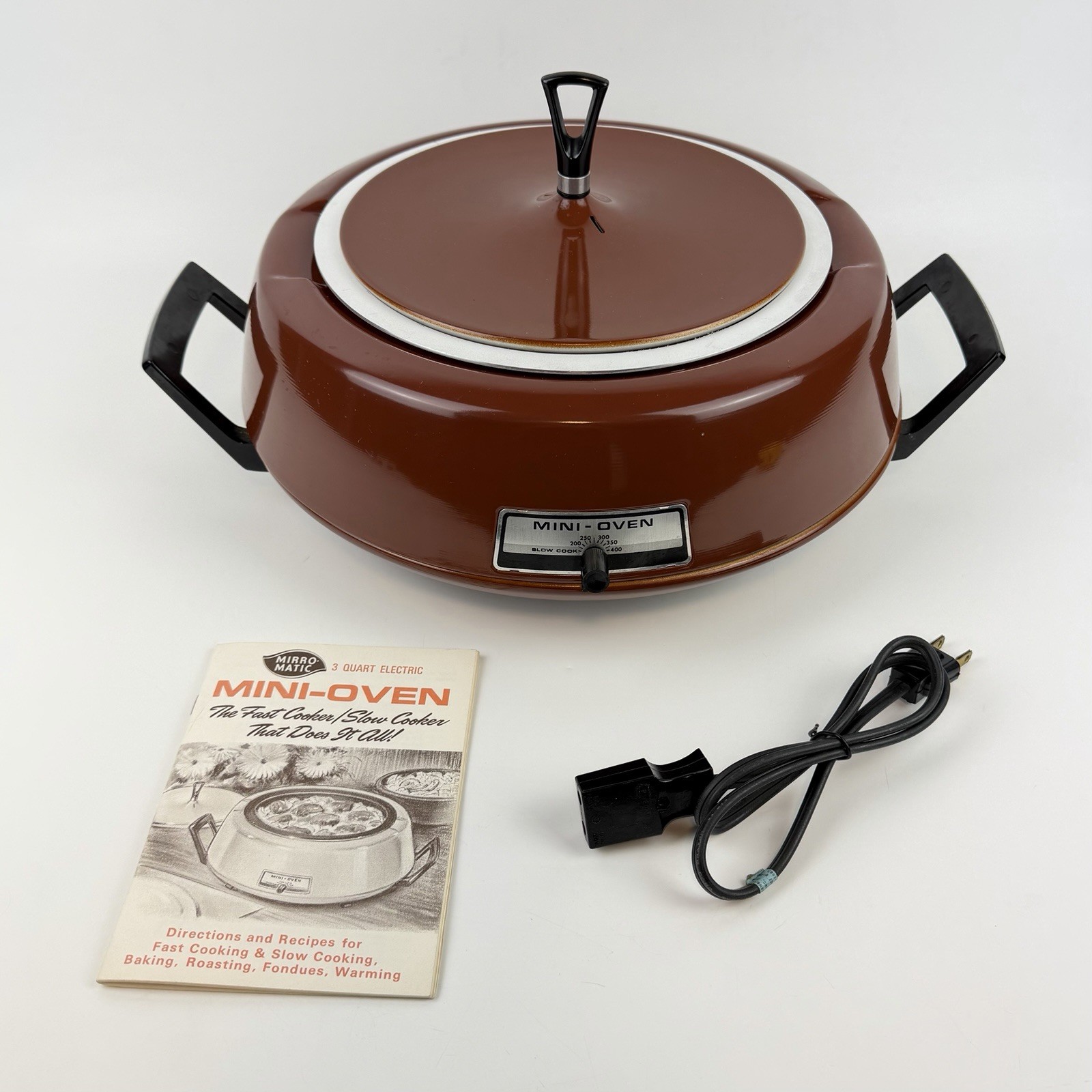 Vintage Mirro-Matic Brown Electric Mini Oven Bake and Serve Pot Mirro 3 qt Vintage Mirro-Matic Brown Electric Mini Oven Bake and Serve Pot Mirro 3 qt
