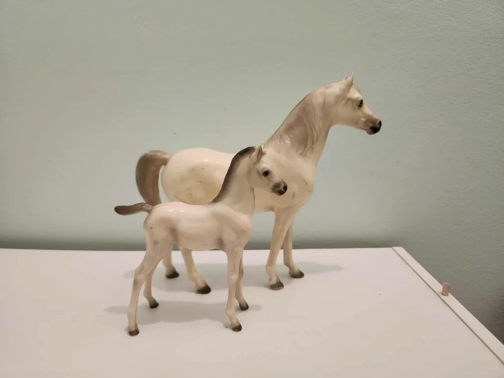 Traditional Breyer Old Mold PAM & PAF #11 "Glossy Pride & Joy" Traditional Breyer Old Mold PAM & PAF #11 "Glossy Pride & Joy"