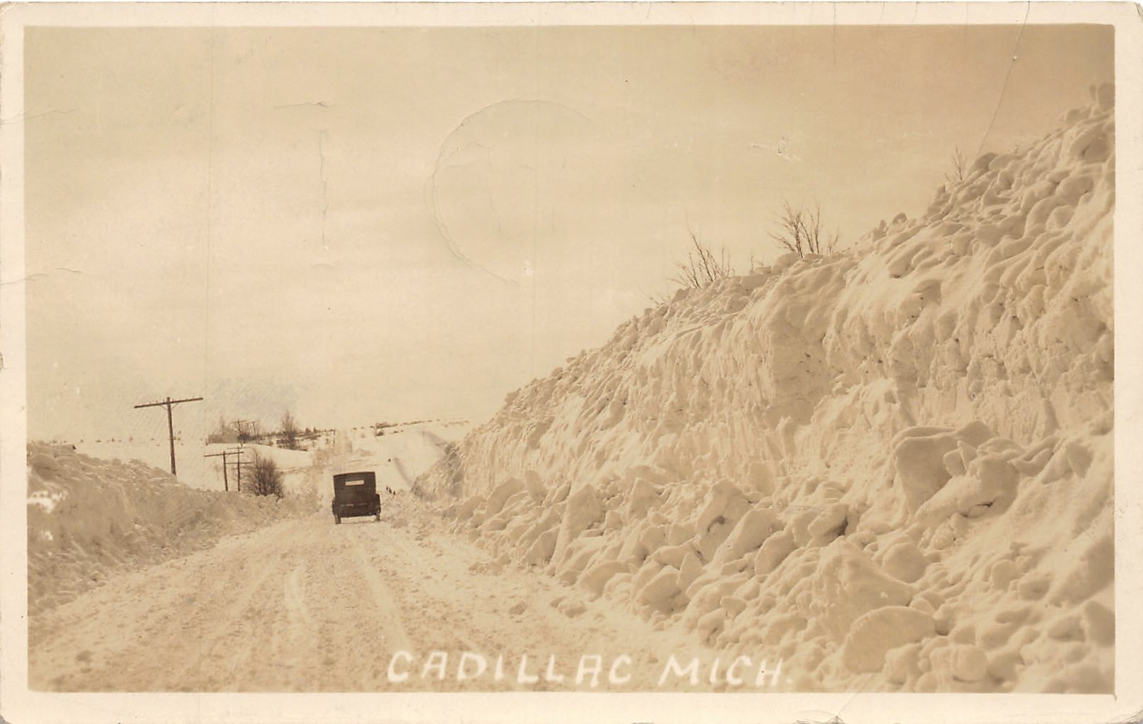 J25/ Cadillac Michigan RPPC Postcard c1929 Blizzard Road Snow 211 J25/ Cadillac Michigan RPPC Postcard c1929 Blizzard Road Snow 211