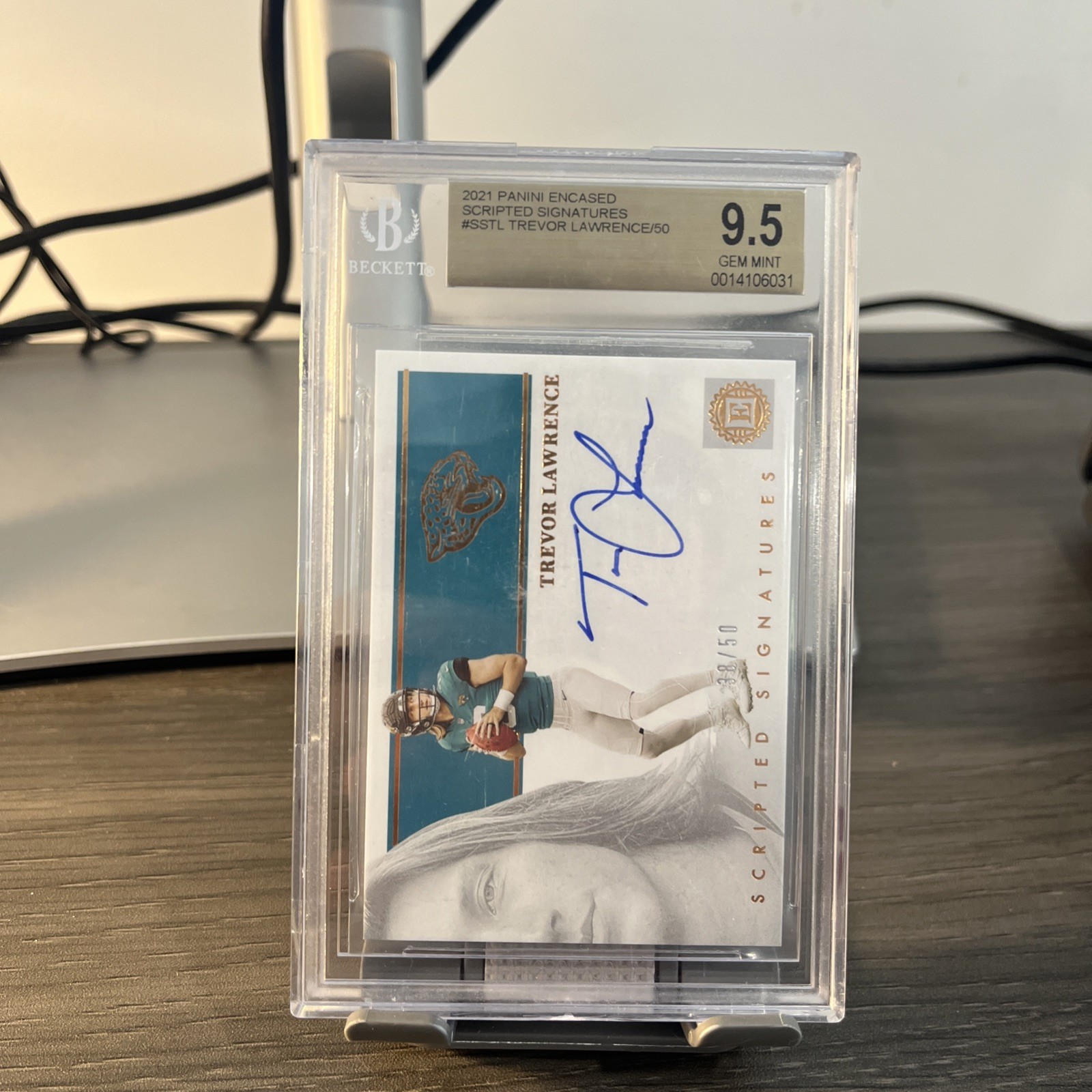 2021 PANINI ENCASED SCRIPTED SIGNATURES #SSTL TREVOR LAWRENCE ROOKIE RC BGS 9.5 2021 PANINI ENCASED SCRIPTED SIGNATURES #SSTL TREVOR LAWRENCE ROOKIE RC BGS 9.5