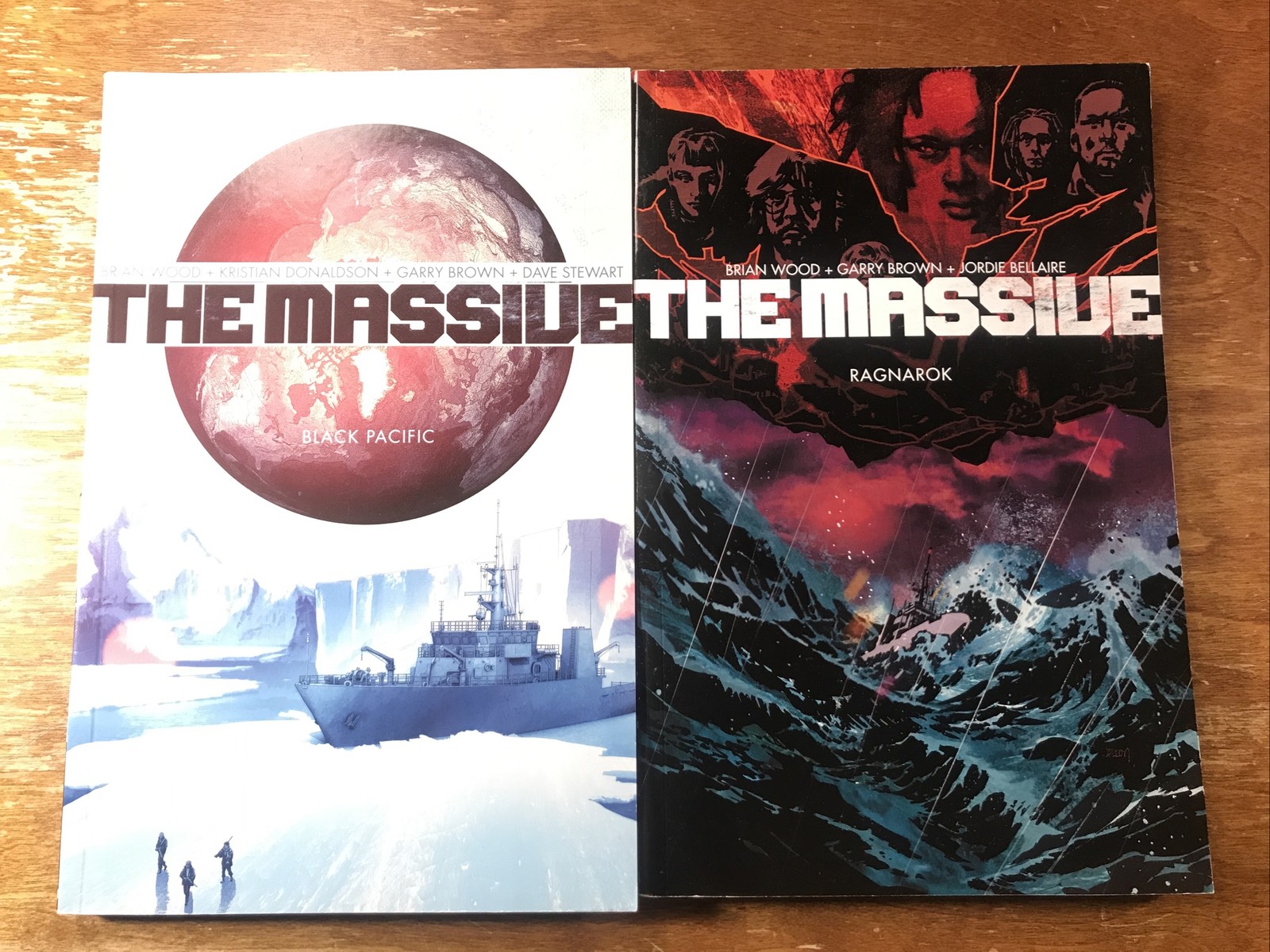 The Massive Vol 1 & 5 Dark Horse Comics Gprahic Novel TPB Lot The Massive Vol 1 & 5 Dark Horse Comics Gprahic Novel TPB Lot