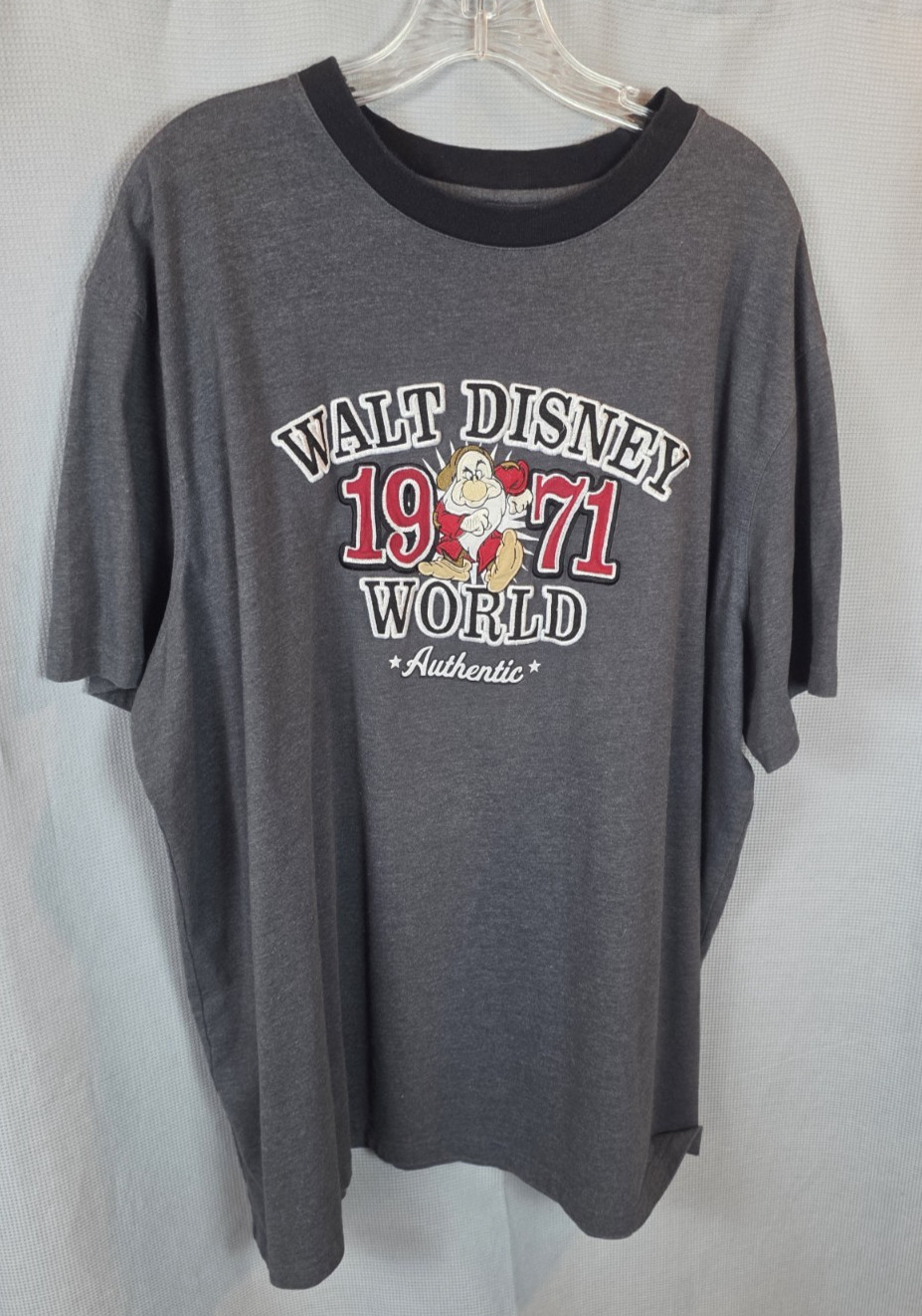 Authentic Walt Disney World Embroidered 1971 Grumpy Authentic 3XL TShirt Gray Authentic Walt Disney World Embroidered 1971 Grumpy Authentic 3XL TShirt Gray