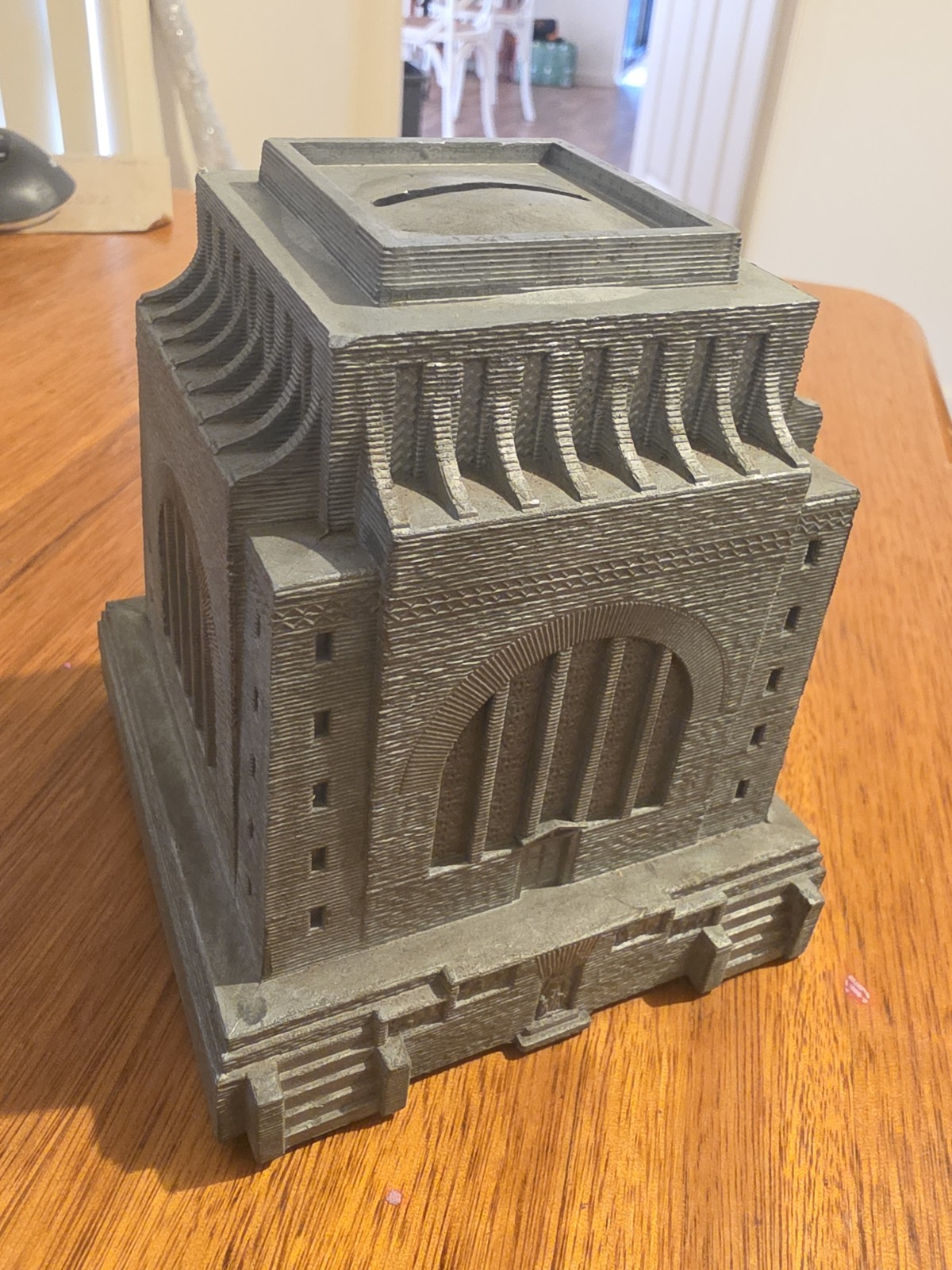South Africa Voortrekker Monument Money Box / Stunning Cast  Iron Money Safe