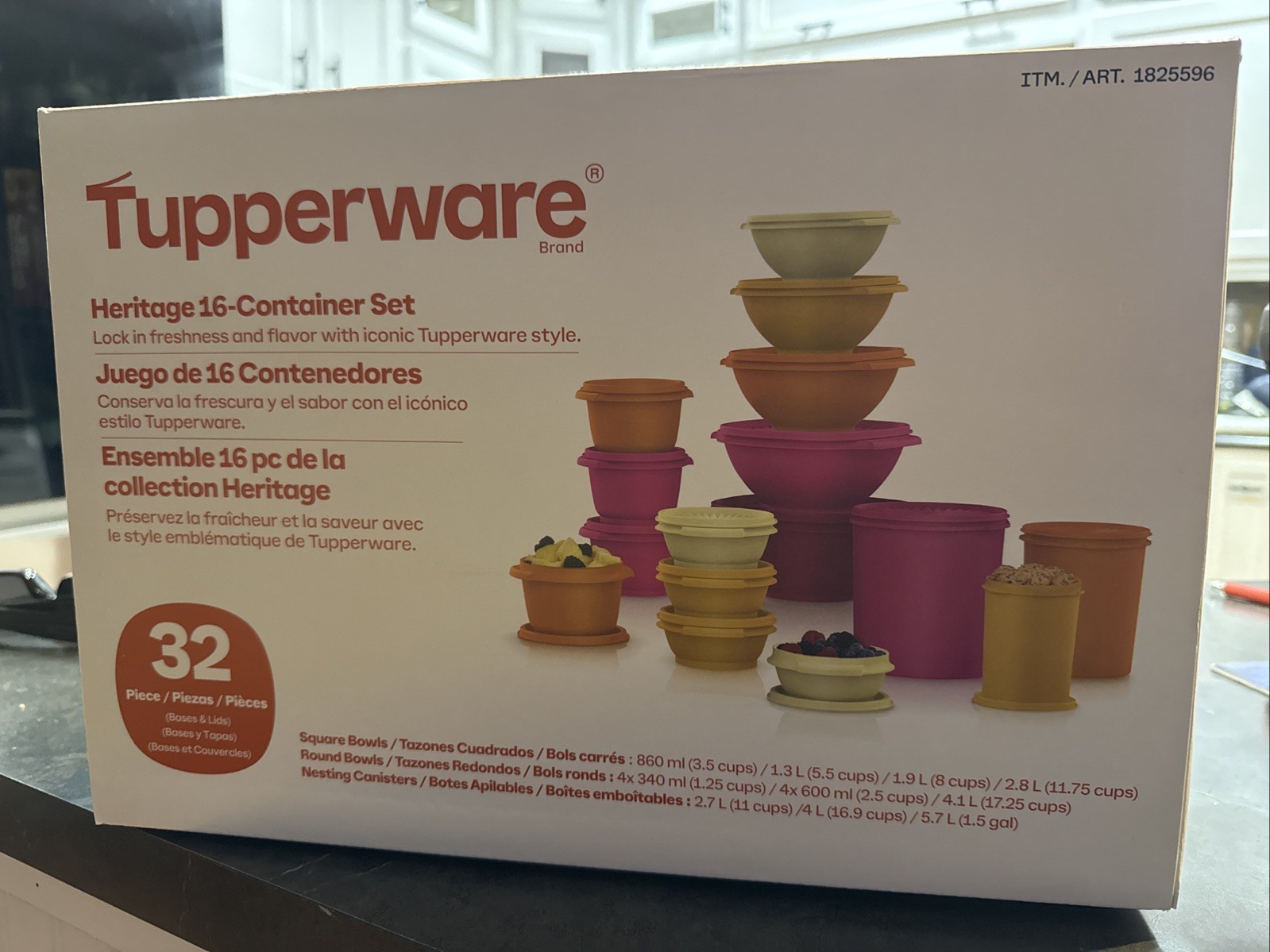 Brand New Tupperware Heritage Collection 32 Piece Food Storage Set - Orange Brand New Tupperware Heritage Collection 32 Piece Food Storage Set - Orange
