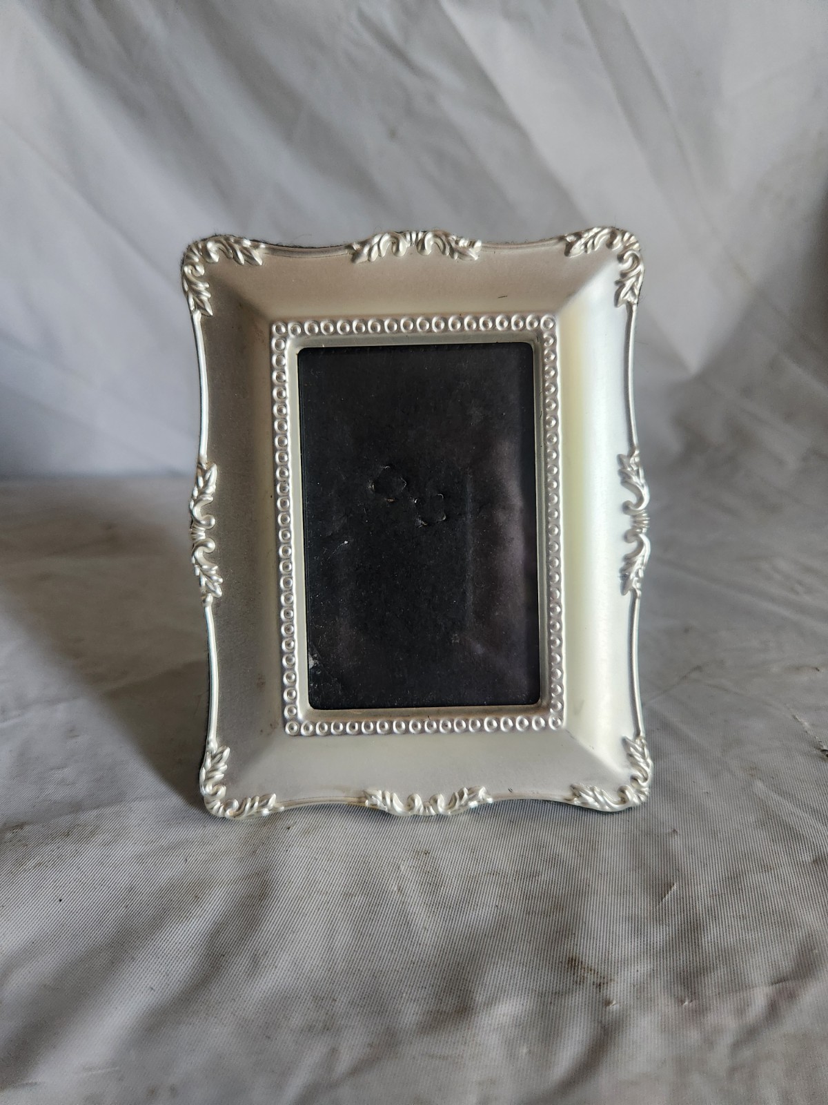 Vintage Connoisseur Silver Metal Picture Frame Ornate Beaded Edge Photo Frame Vintage Connoisseur Silver Metal Picture Frame Ornate Beaded Edge Photo Frame