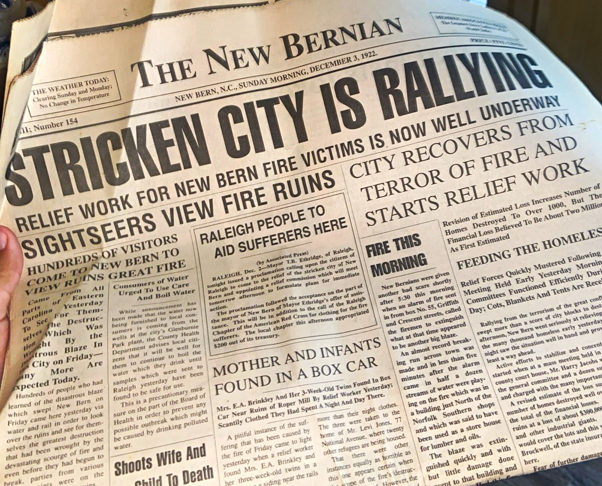 RARE The New Bernian Newspaper Dec 3, 1922 "Stricken City Is Rallying" RARE The New Bernian Newspaper Dec 3, 1922 "Stricken City Is Rallying"
