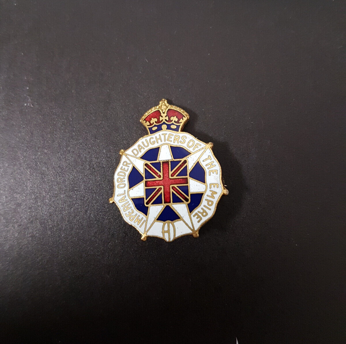Imperial Order Daughters of The Empire Pin. King's Crown. Signed Birks-Ellis.