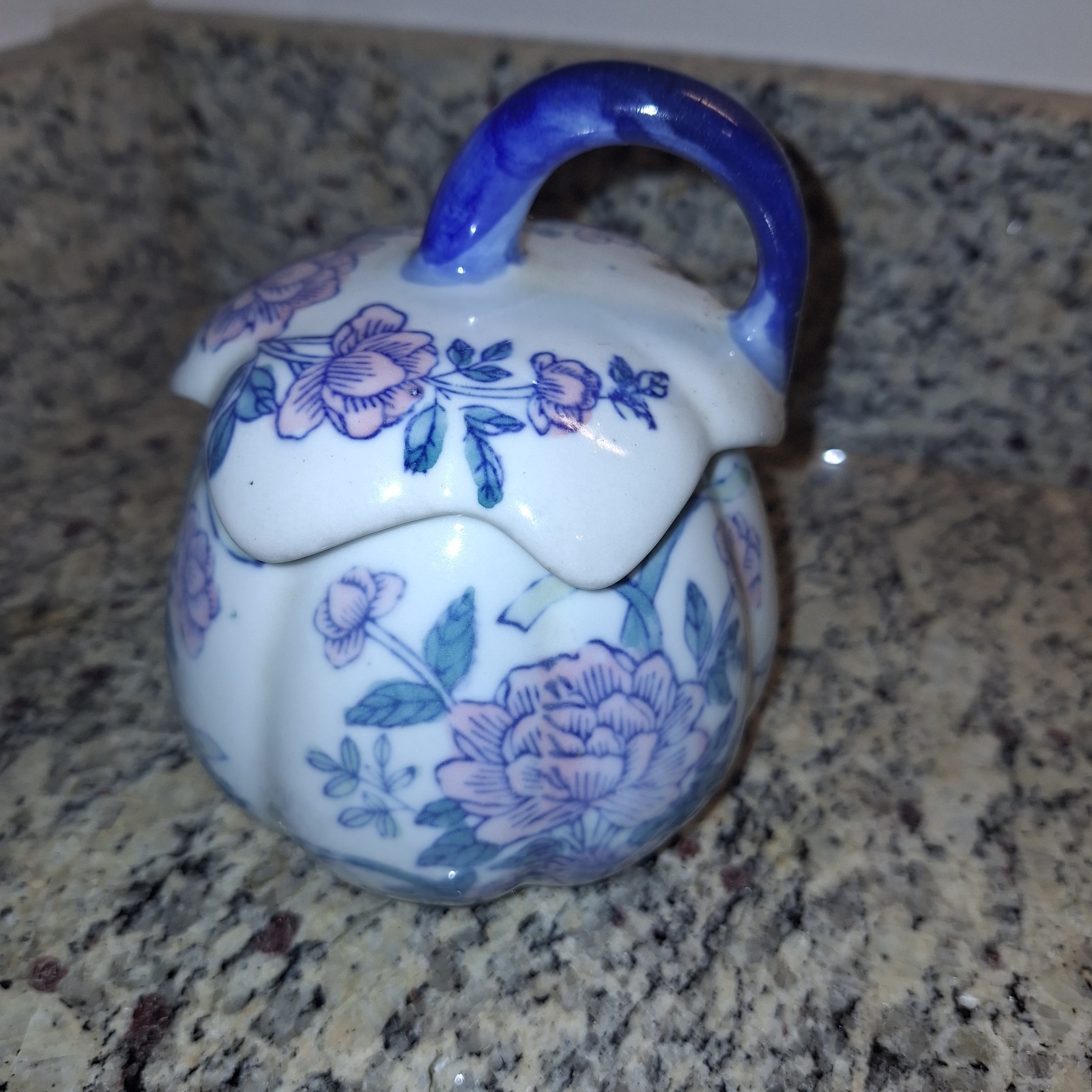 Vintage Pumpkin Ginger Jar~Chinoiserie~Porcelain~Blue and Pink~Floral~Fall Vintage Pumpkin Ginger Jar~Chinoiserie~Porcelain~Blue and Pink~Floral~Fall