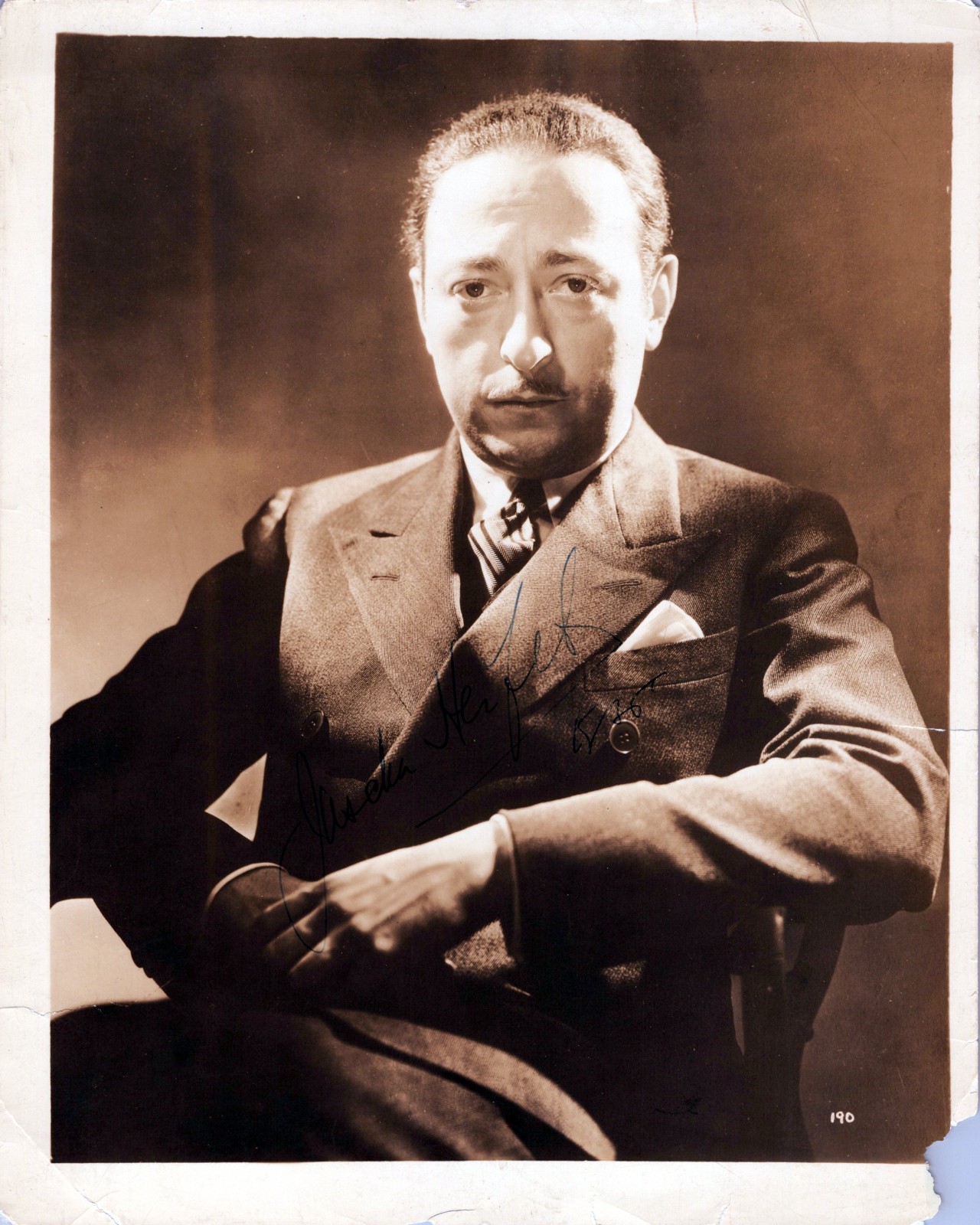 RARE Jascha Heifetz SIGNED AUTOGRAPH INSCRIBED PORTRAIT 1930s ORIG PHOTO MA46 RARE Jascha Heifetz SIGNED AUTOGRAPH INSCRIBED PORTRAIT 1930s ORIG PHOTO MA46