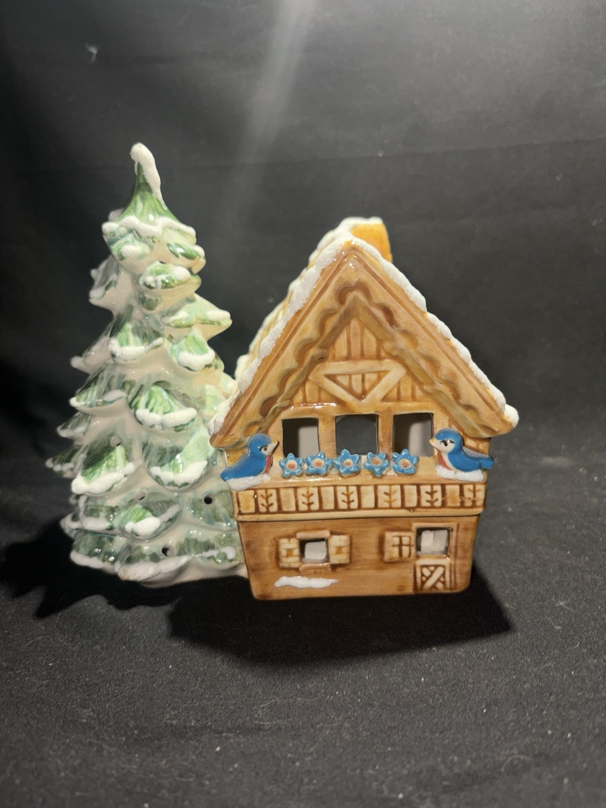 Walter Brockmann ~ WB Studios ~ Gingerbread House ~ 35th Anniversary #38 of 275 Walter Brockmann ~ WB Studios ~ Gingerbread House ~ 35th Anniversary #38 of 275