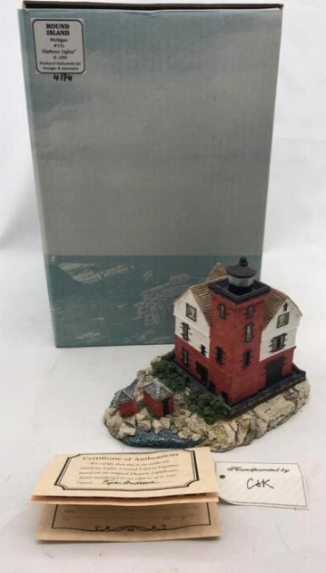 Vintage Harbour Lights Round Island Michigan With Box