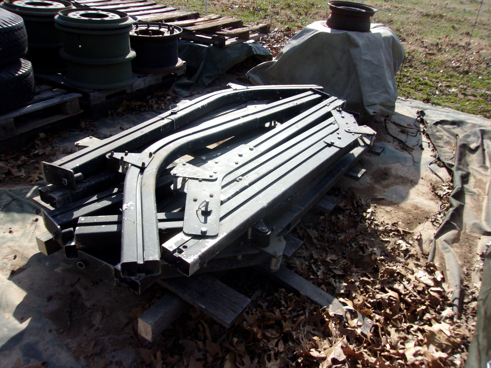 3...US MILITARY SURPLUS MGPTS TYPE III CENTER POLES --POLES ONLY NO TENT US ARMY 3...US MILITARY SURPLUS MGPTS TYPE III CENTER POLES --POLES ONLY NO TENT US ARMY