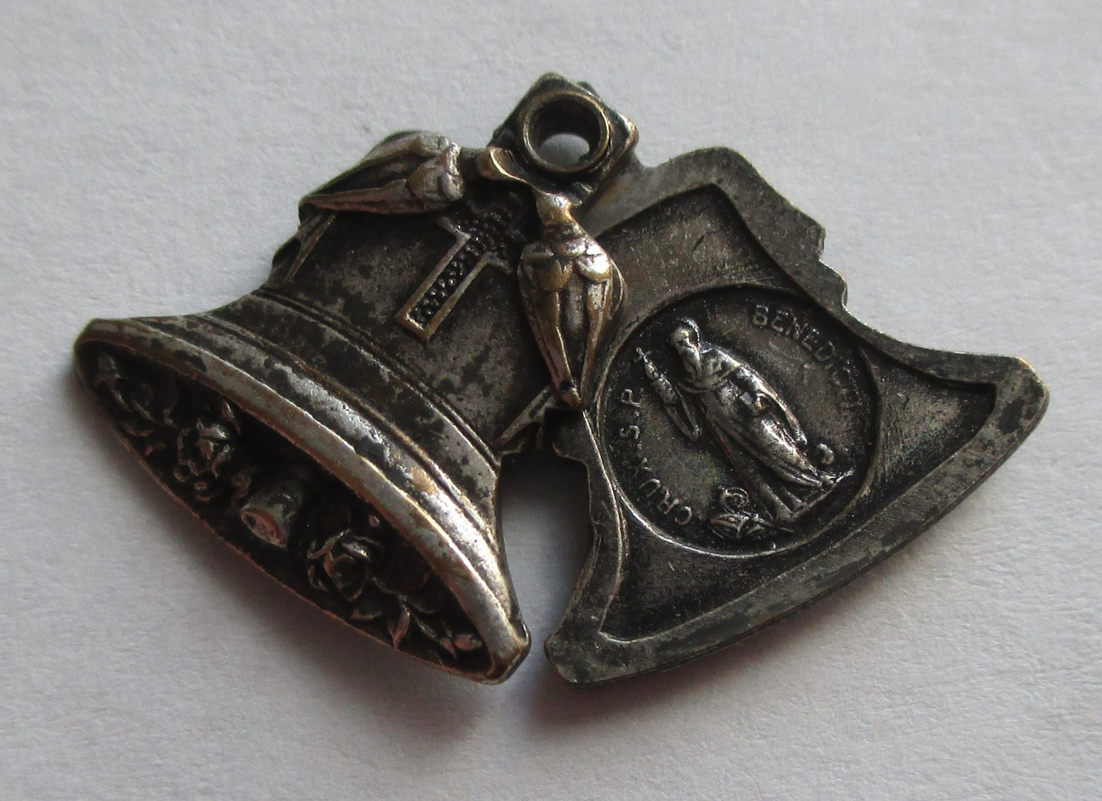 5/8in VINTAGE SAINT BENEDICT SLIDE MEDAL LOCKET CHARM BELL DOVE ROSE SILVER