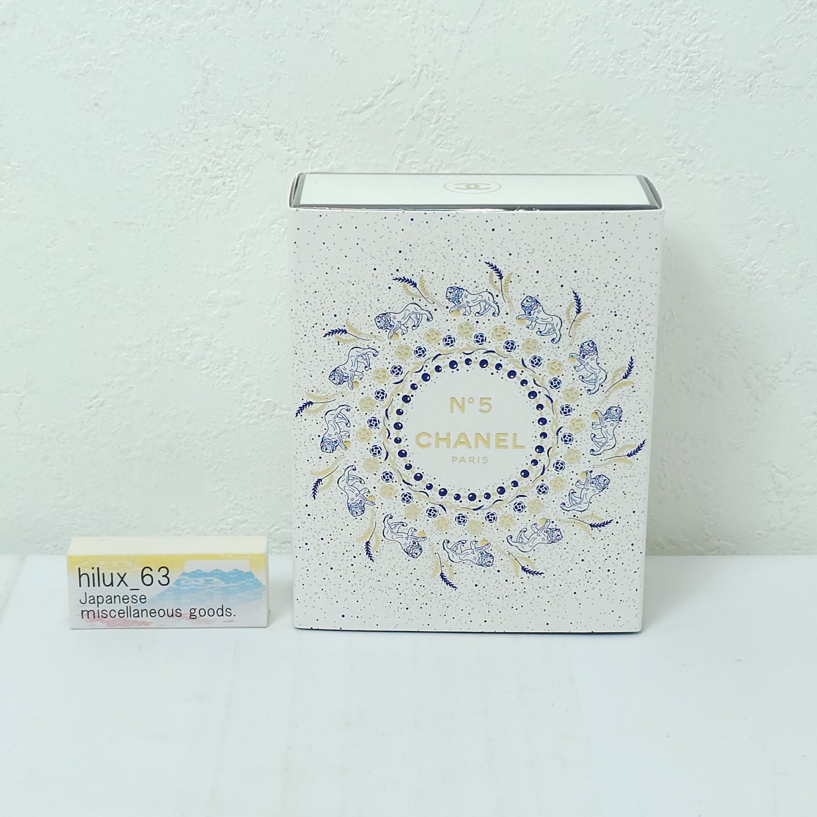 Chanel No 5 Eau de Parfum EDP Limited Edition Purse Spray Charm 3 x 7ml comet Chanel No 5 Eau de Parfum EDP Limited Edition Purse Spray Charm 3 x 7ml comet