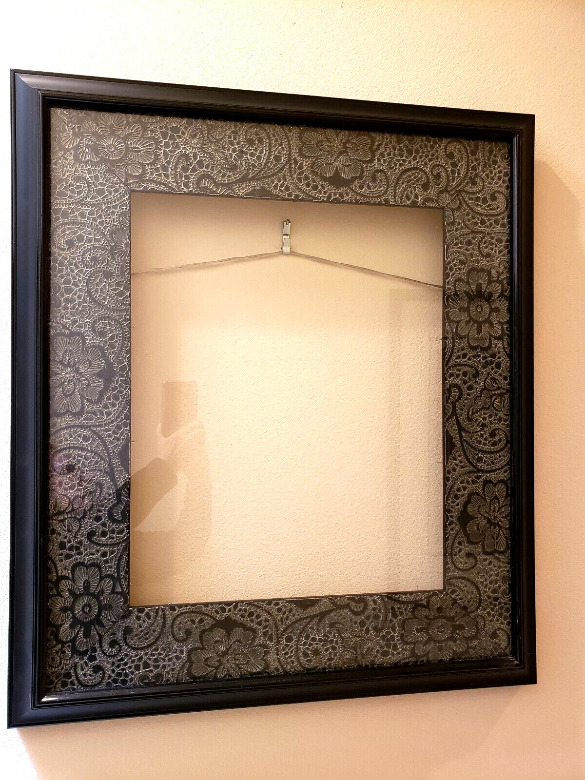 Modernism Floral 27x31 Picture Frame for 16x20 Gloss Black Flowers Paisley Mat Modernism Floral 27x31 Picture Frame for 16x20 Gloss Black Flowers Paisley Mat